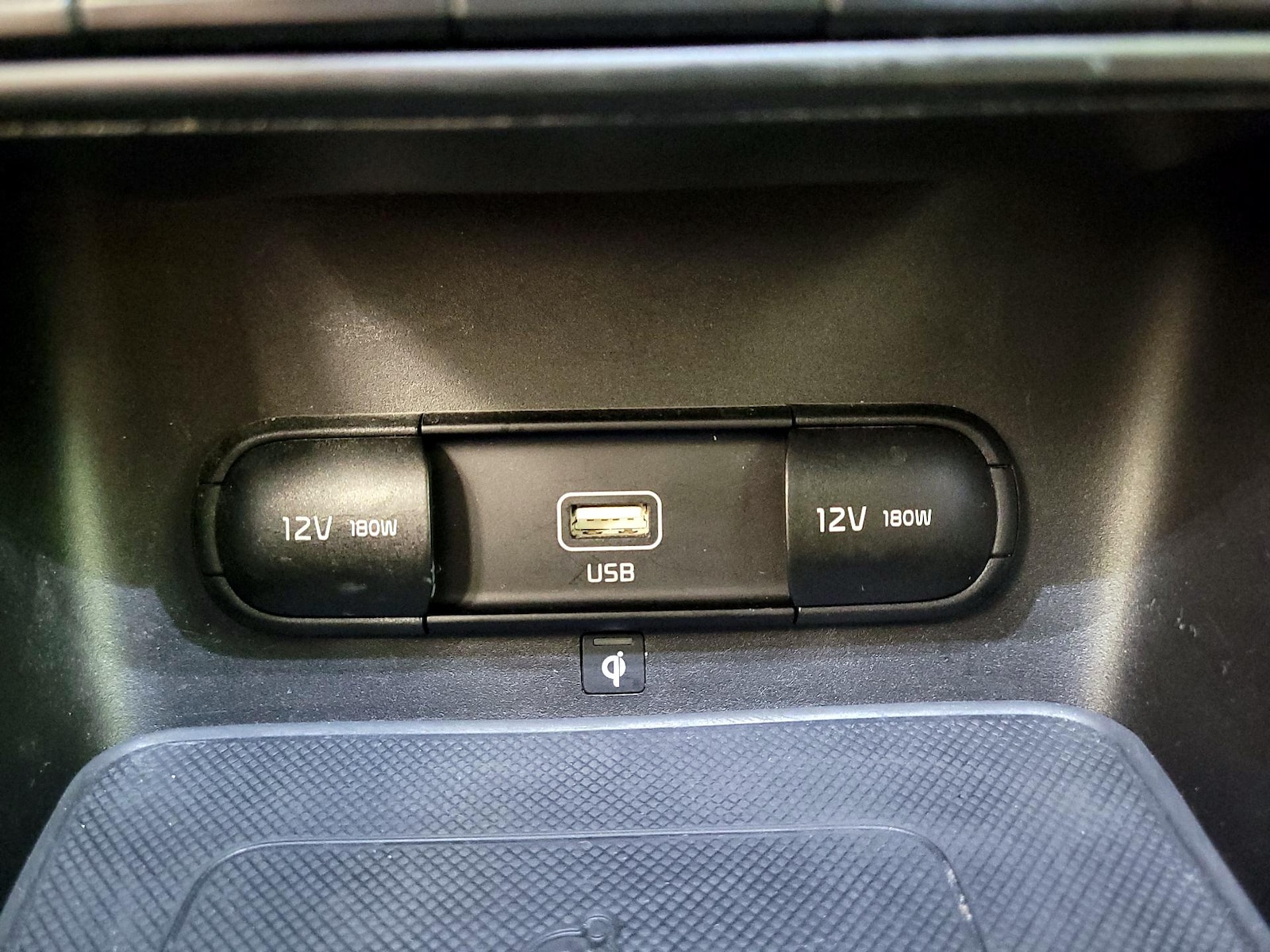 2020 Kia Sportage S - Photo 19