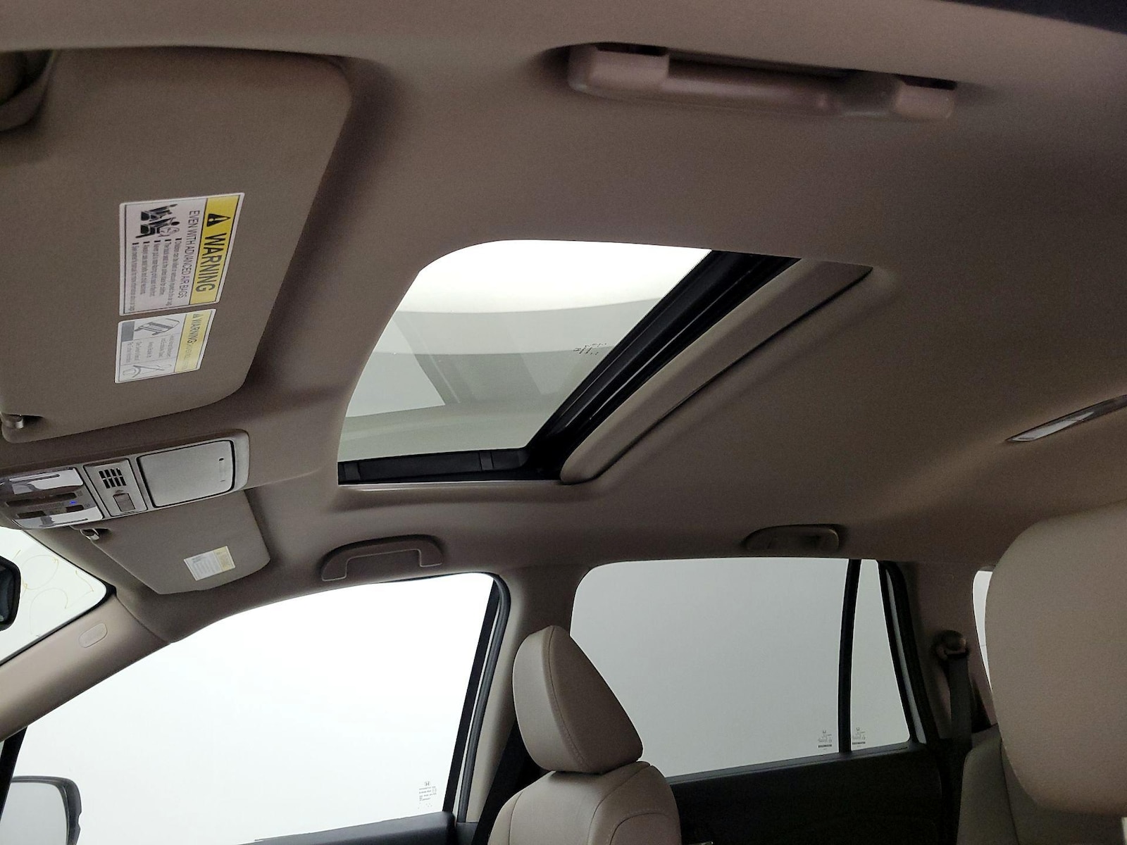 Sunroof(s) & Overhead Airbags