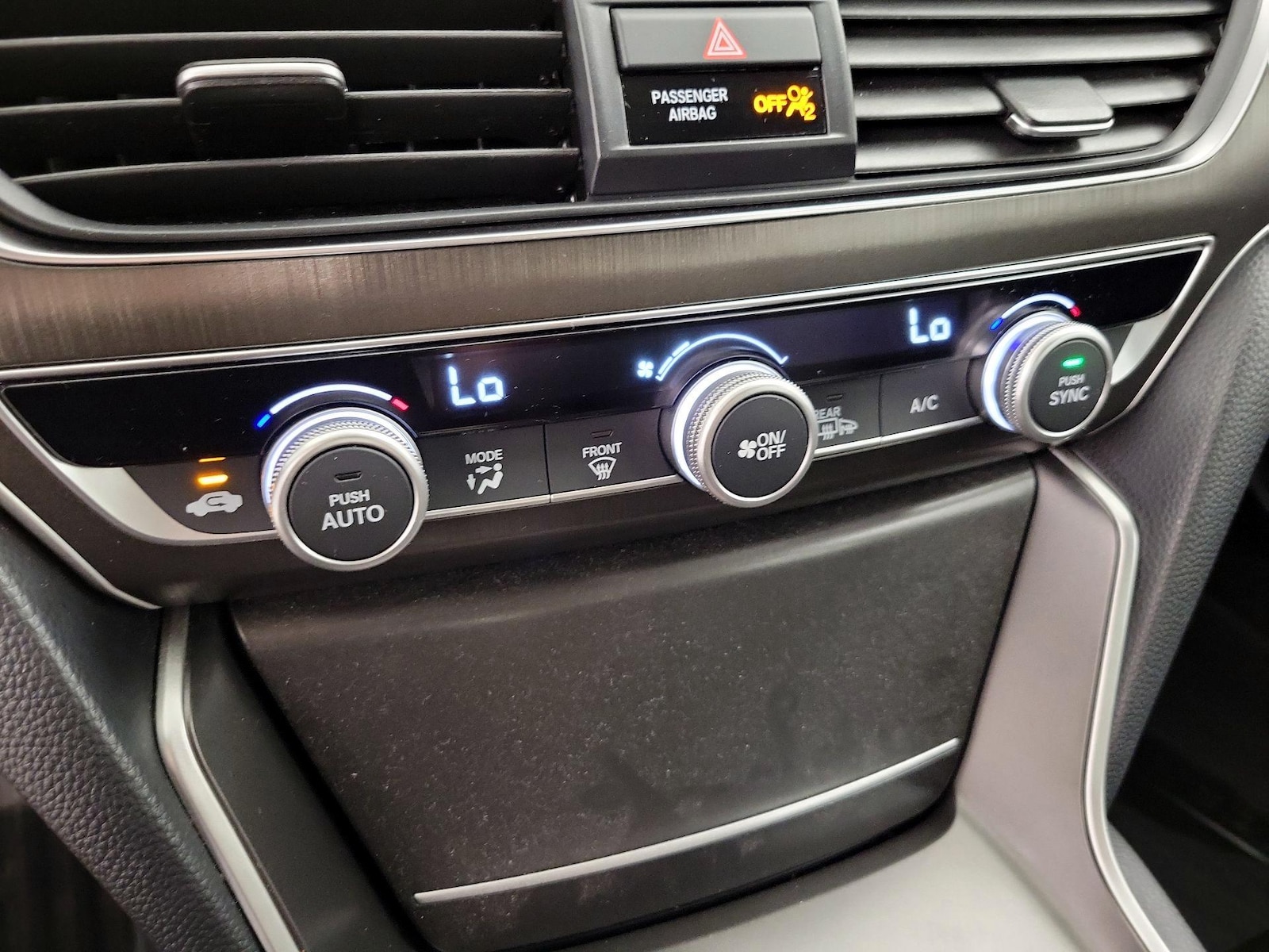 2019 Honda Accord Hybrid - Photo 17
