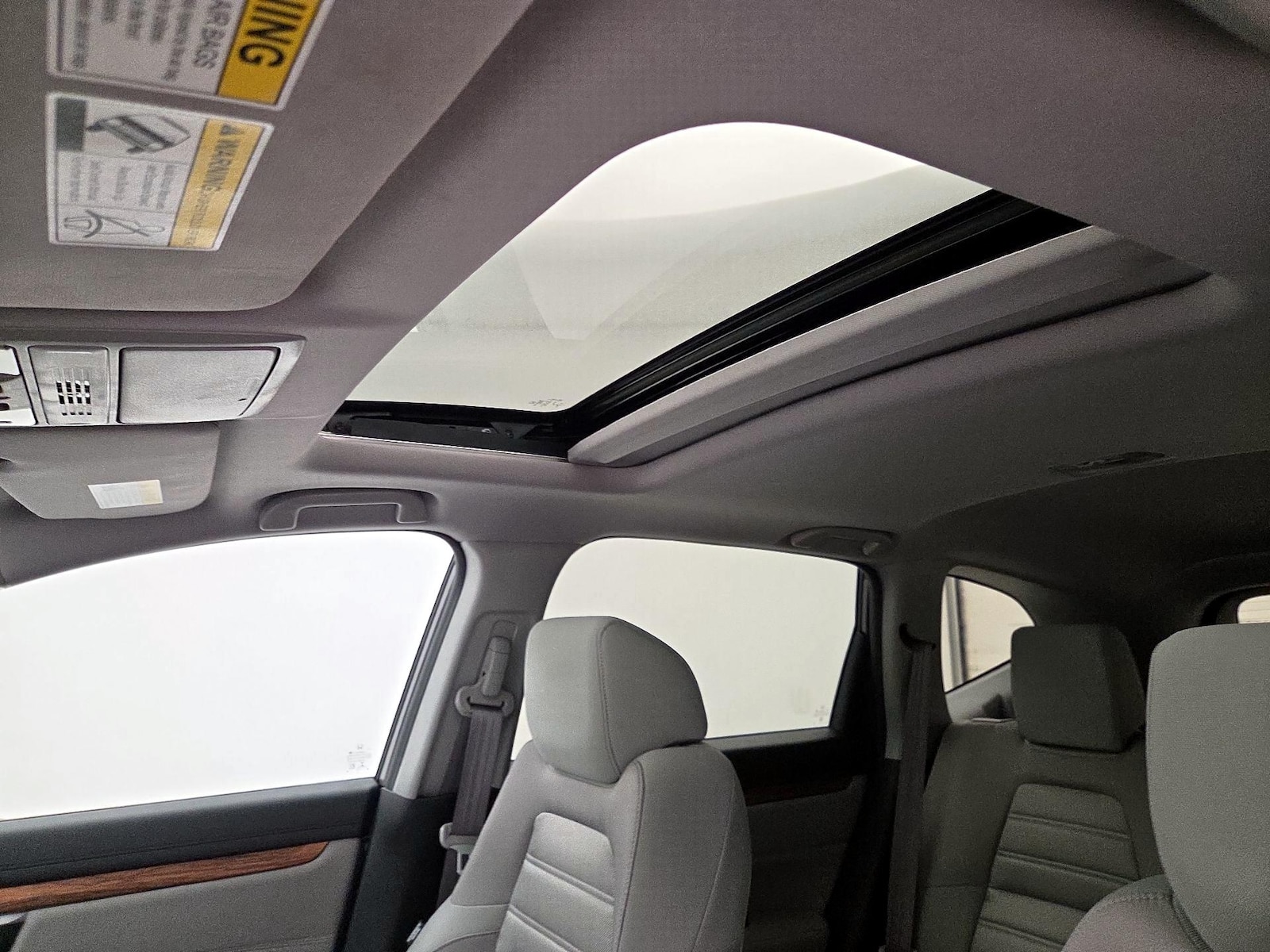 Sunroof(s) & Overhead Airbags