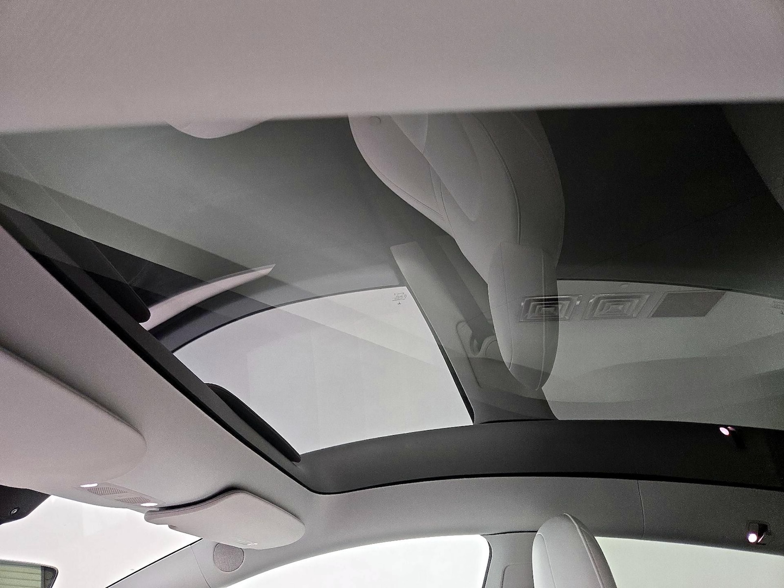Skylight(s) & Overhead Airbags
