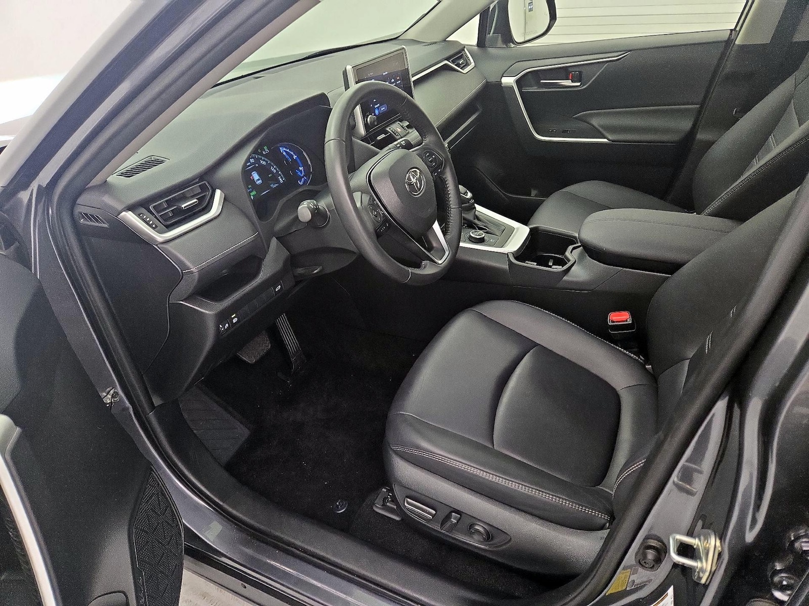 Power Seat(s) & Side Airbags