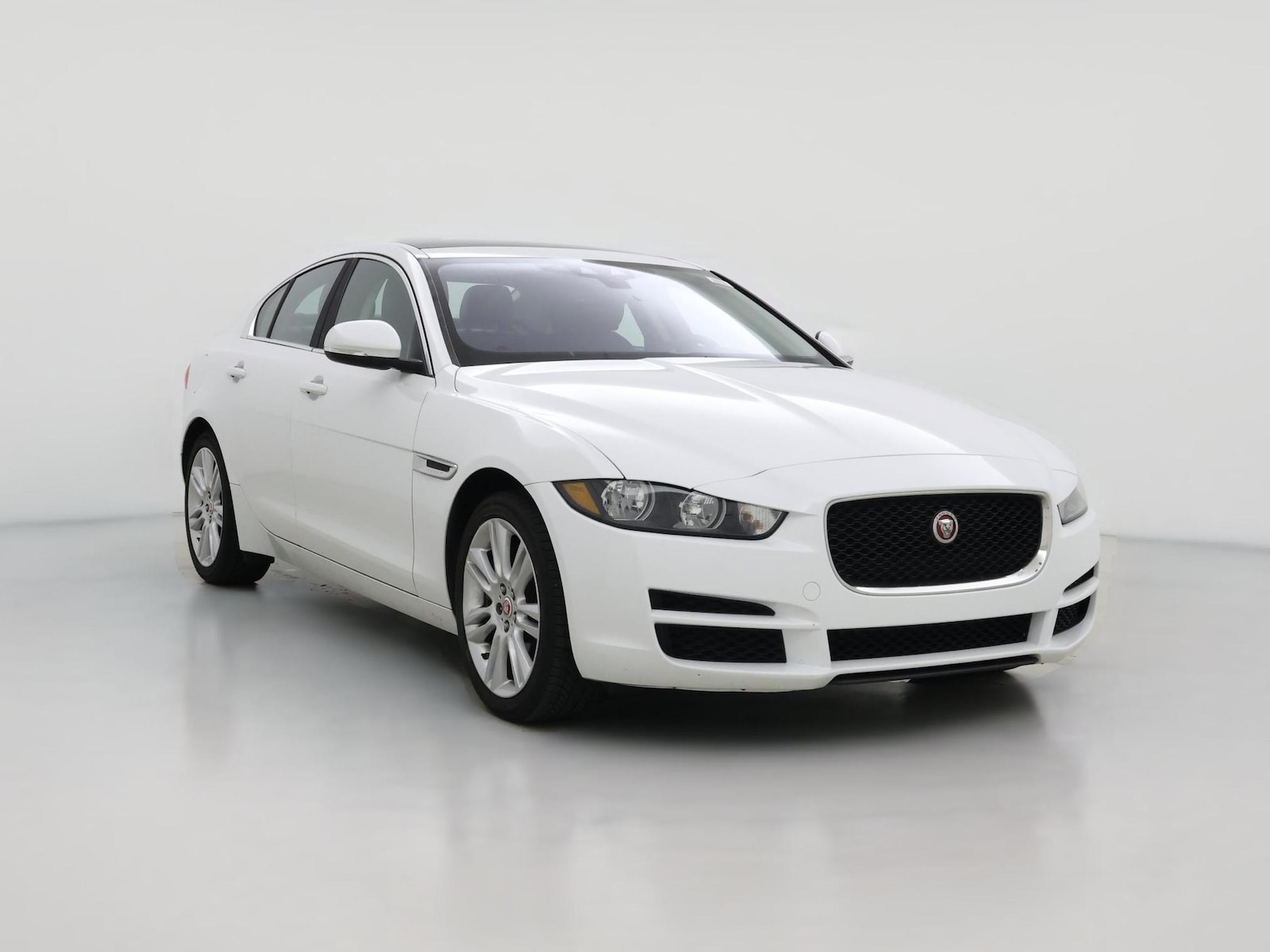 2019 Jaguar XE