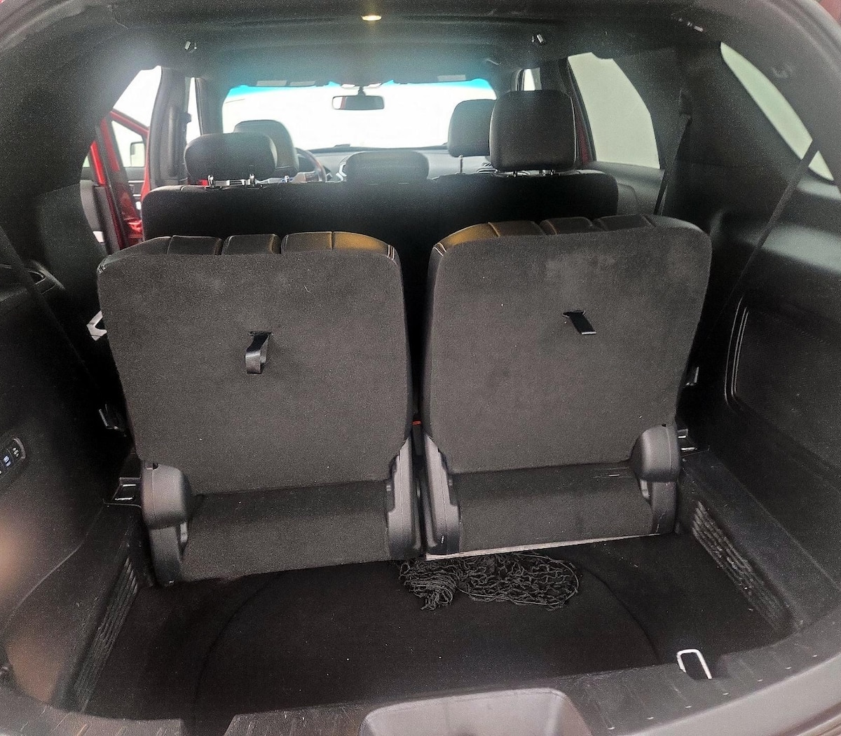 Trunk/Cargo (Seats Up)