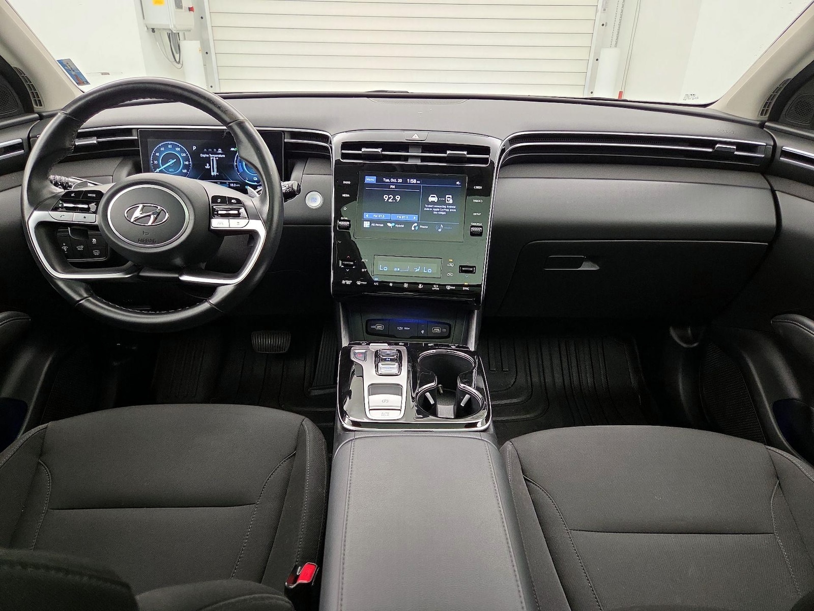 Apple CarPlay® & Android Auto™
