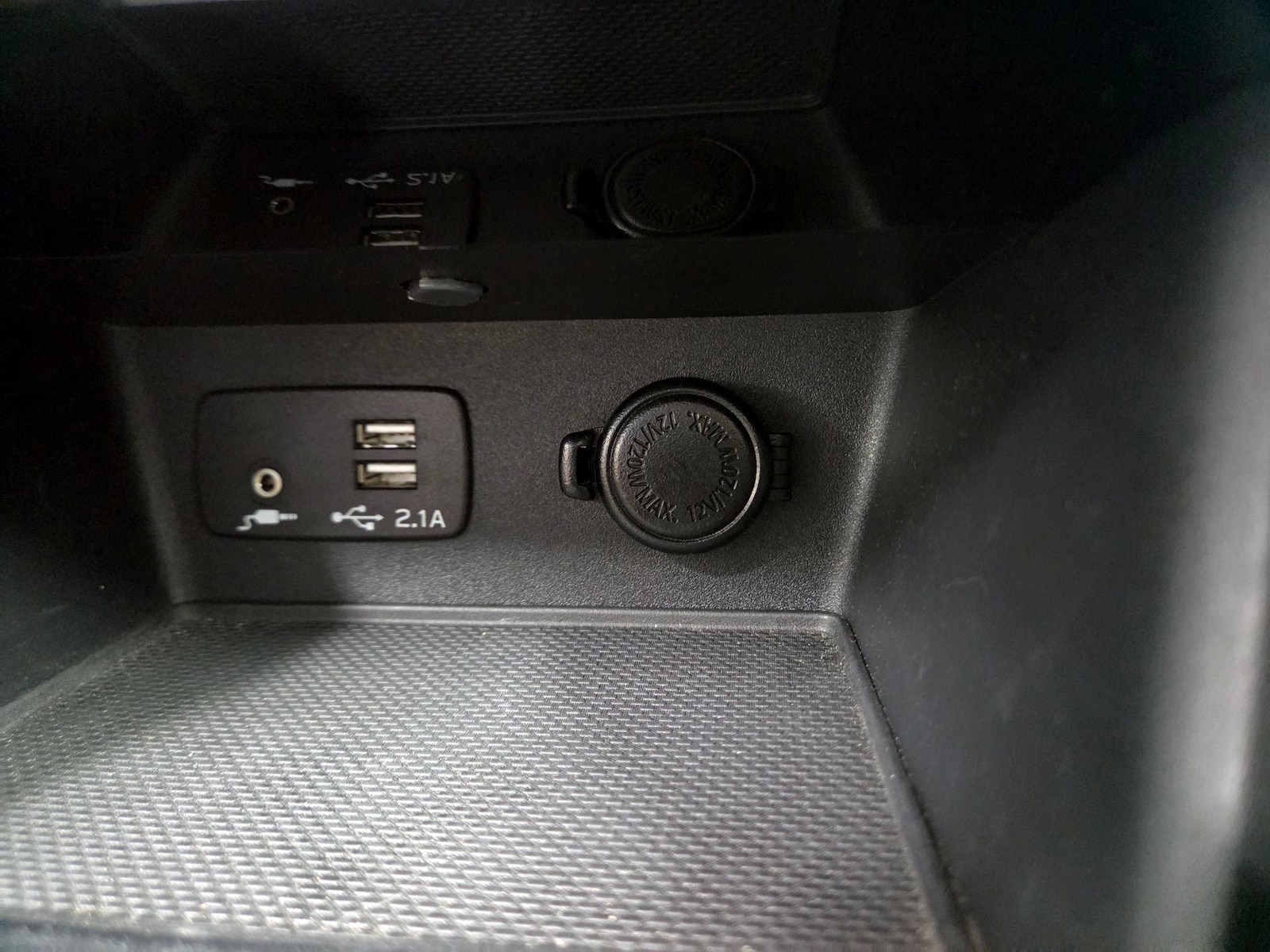 2021 Subaru Forester Touring - Photo 20