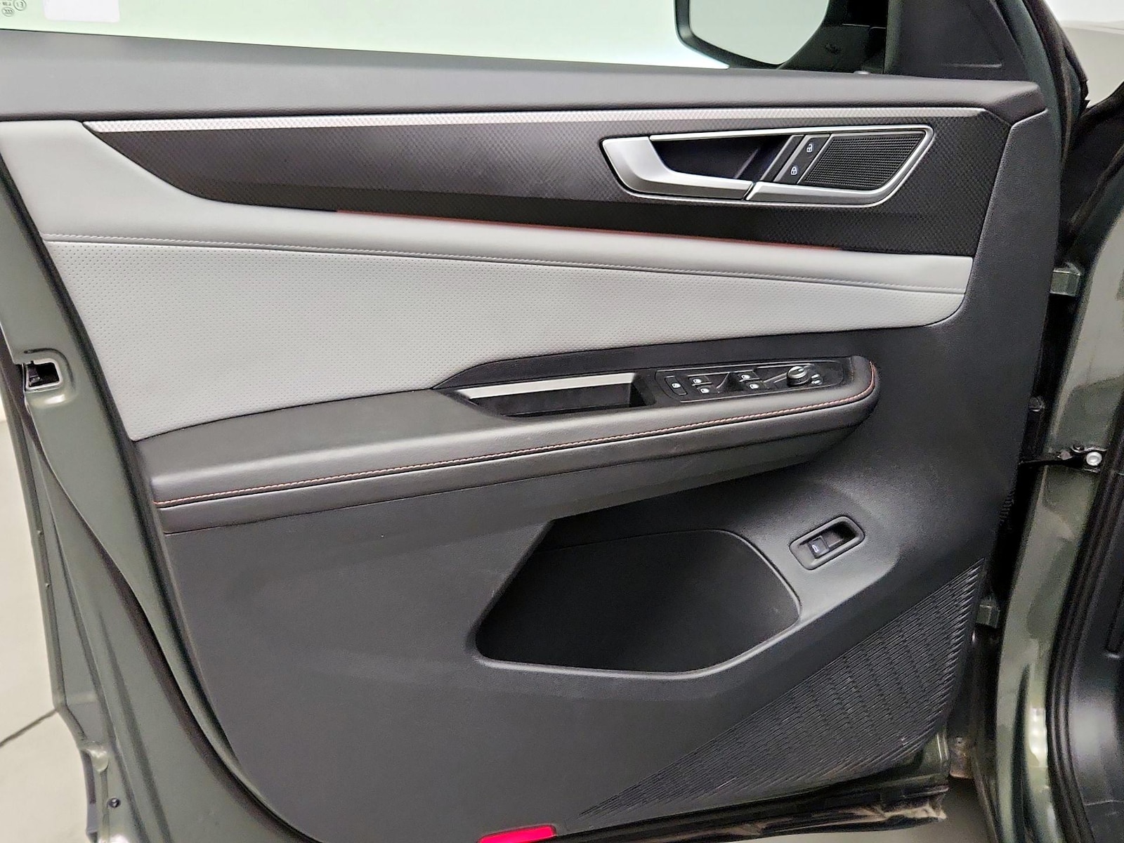 2025 Volkswagen Atlas Atlas Peak Edition - Photo 13