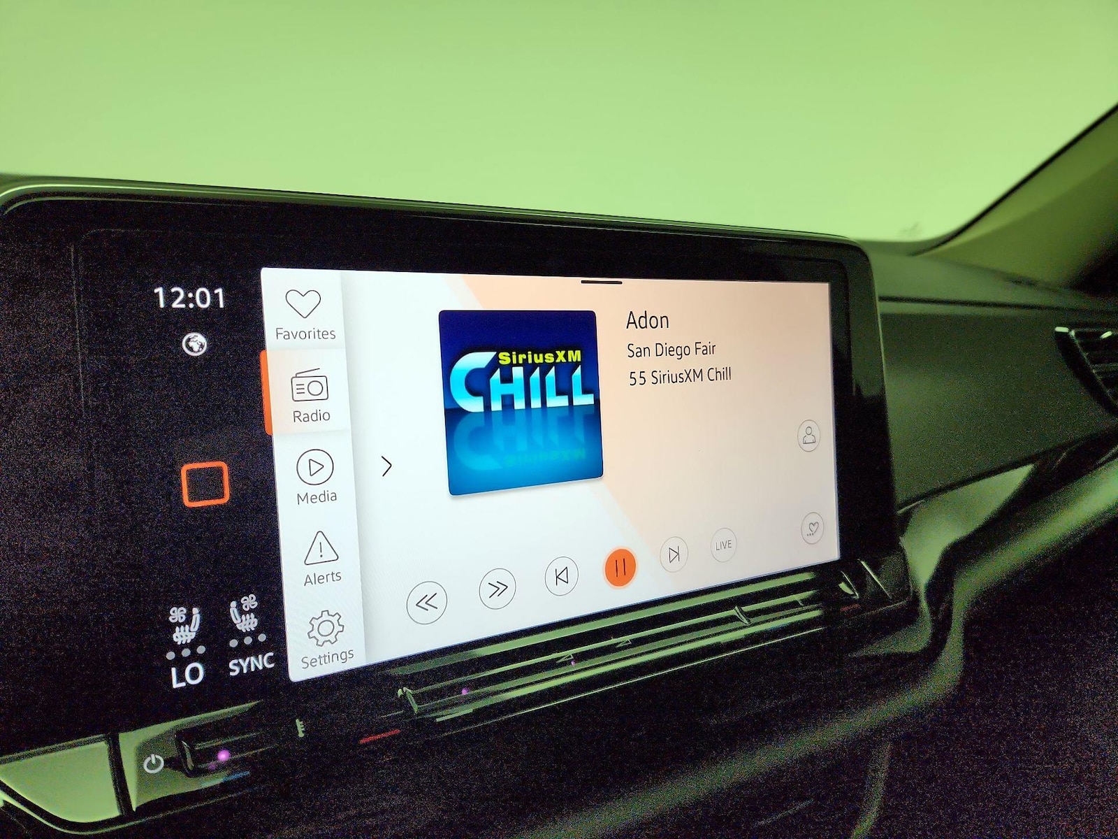 2025 Volkswagen Atlas Atlas Peak Edition - Photo 16