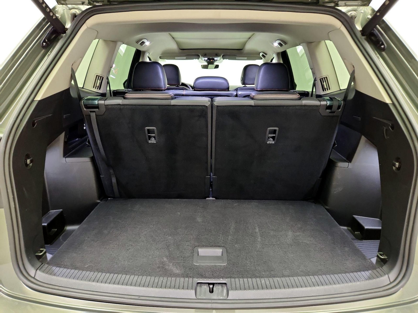 2025 Volkswagen Atlas Atlas Peak Edition - Photo 23