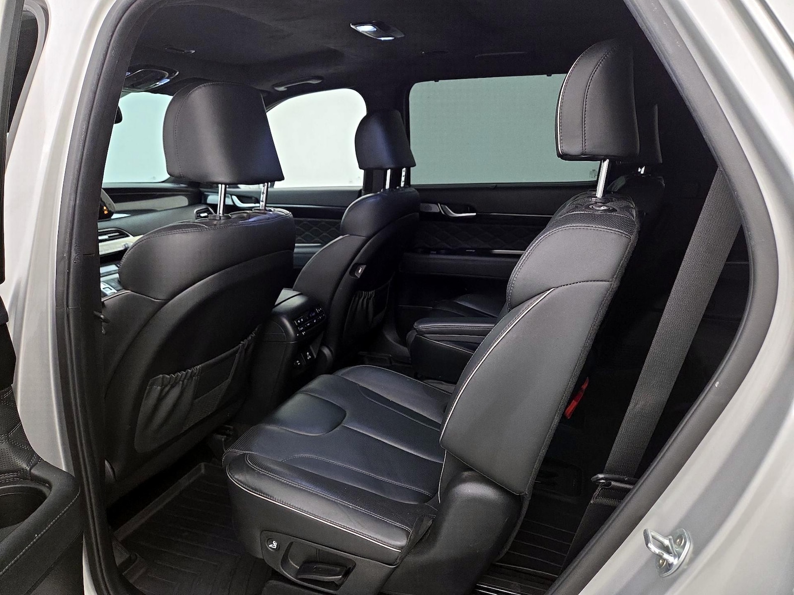 Rear Air Conditioning