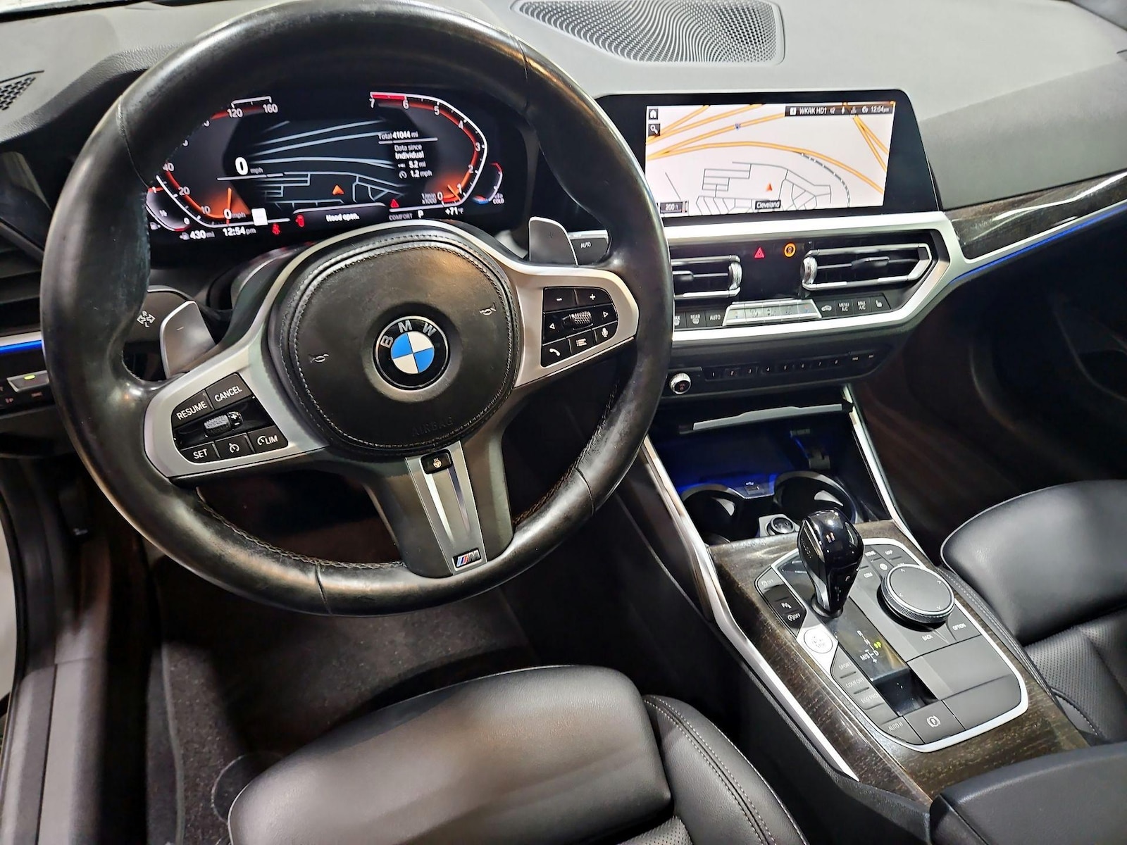 2022 BMW 3 Series 330i - Photo 10