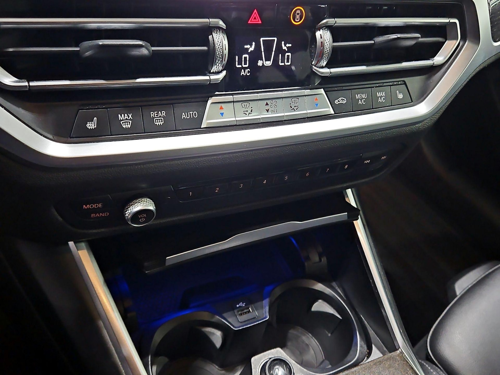2022 BMW 3 Series 330i - Photo 18