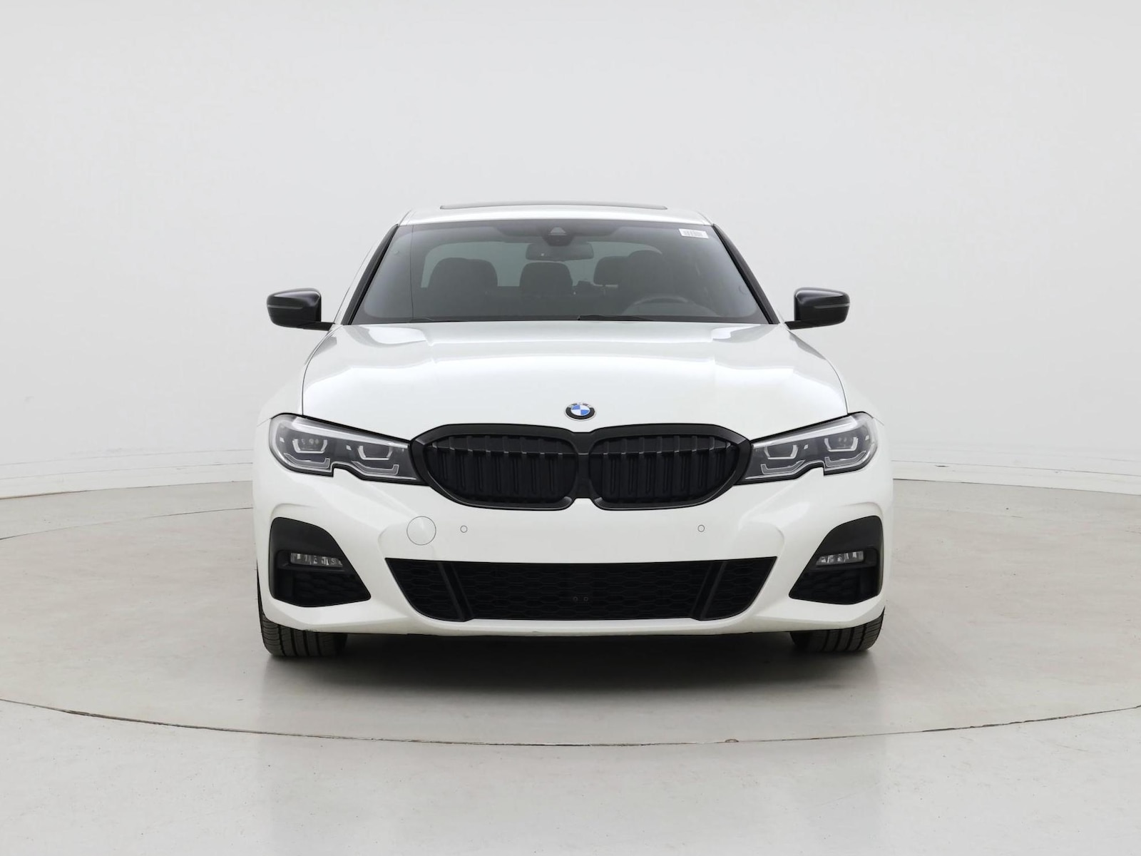 2022 BMW 3 Series 330i - Photo 6