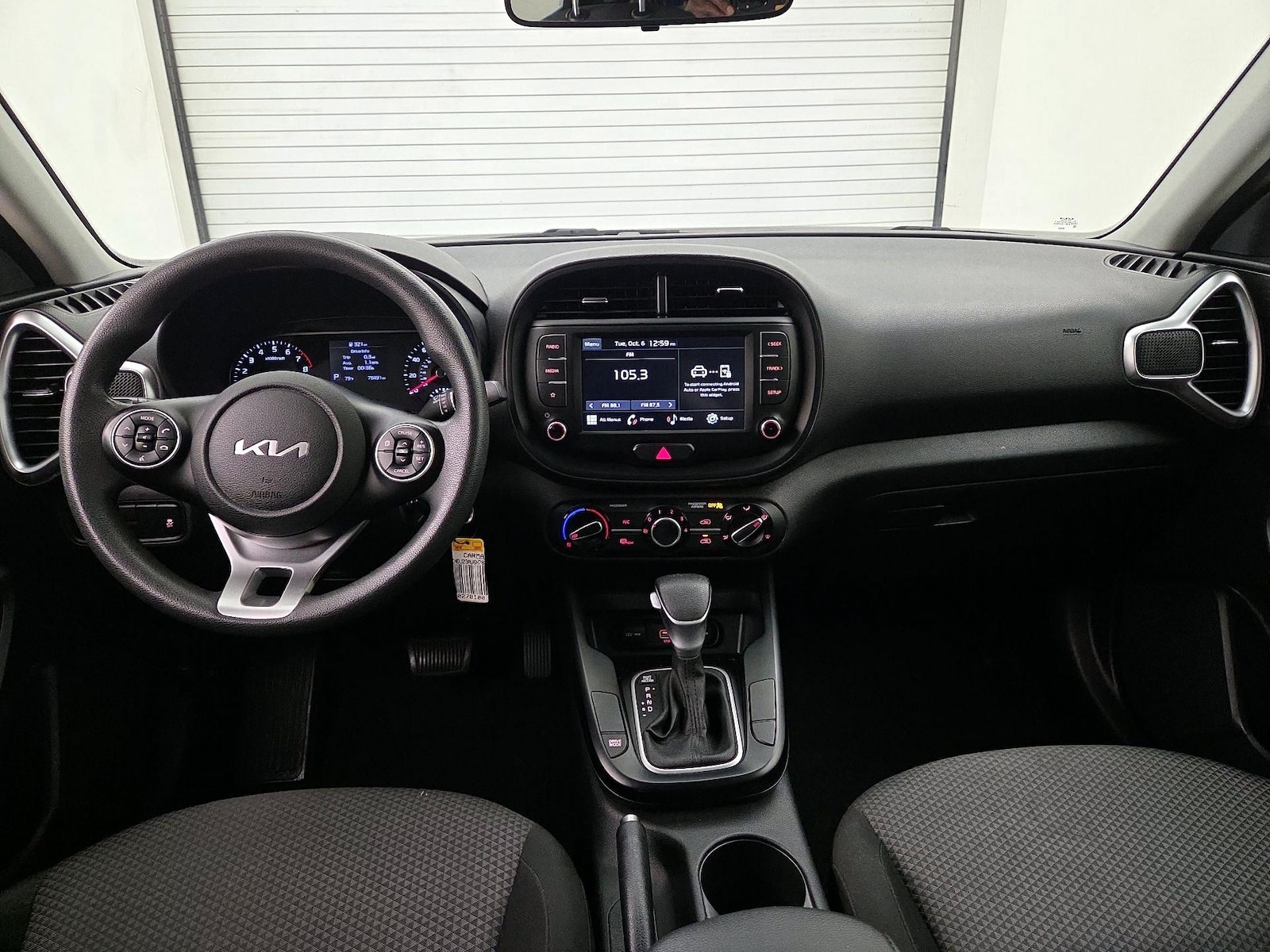 Apple CarPlay® & Android Auto™