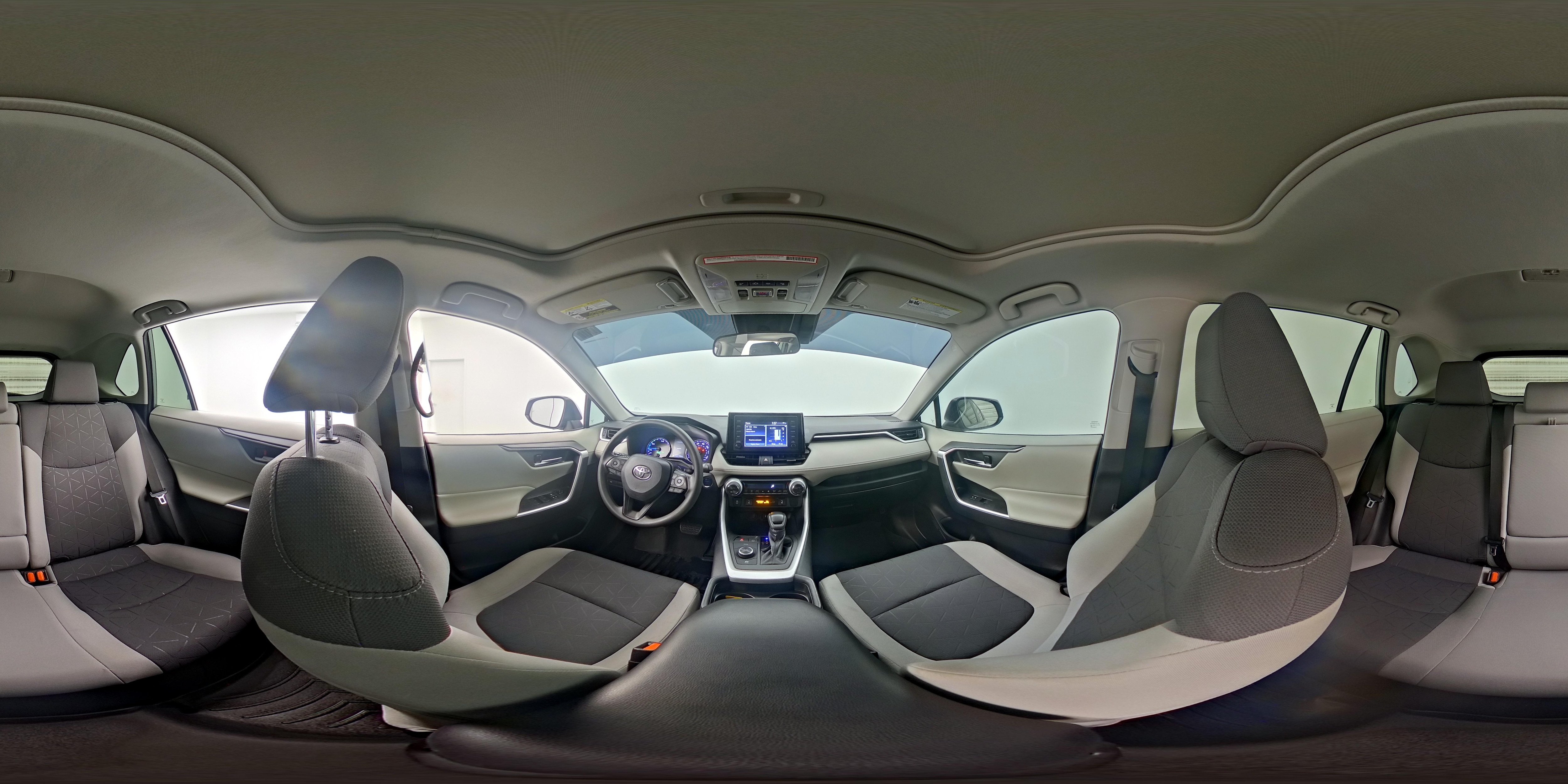 2019 Toyota RAV4 XLE - Photo 25