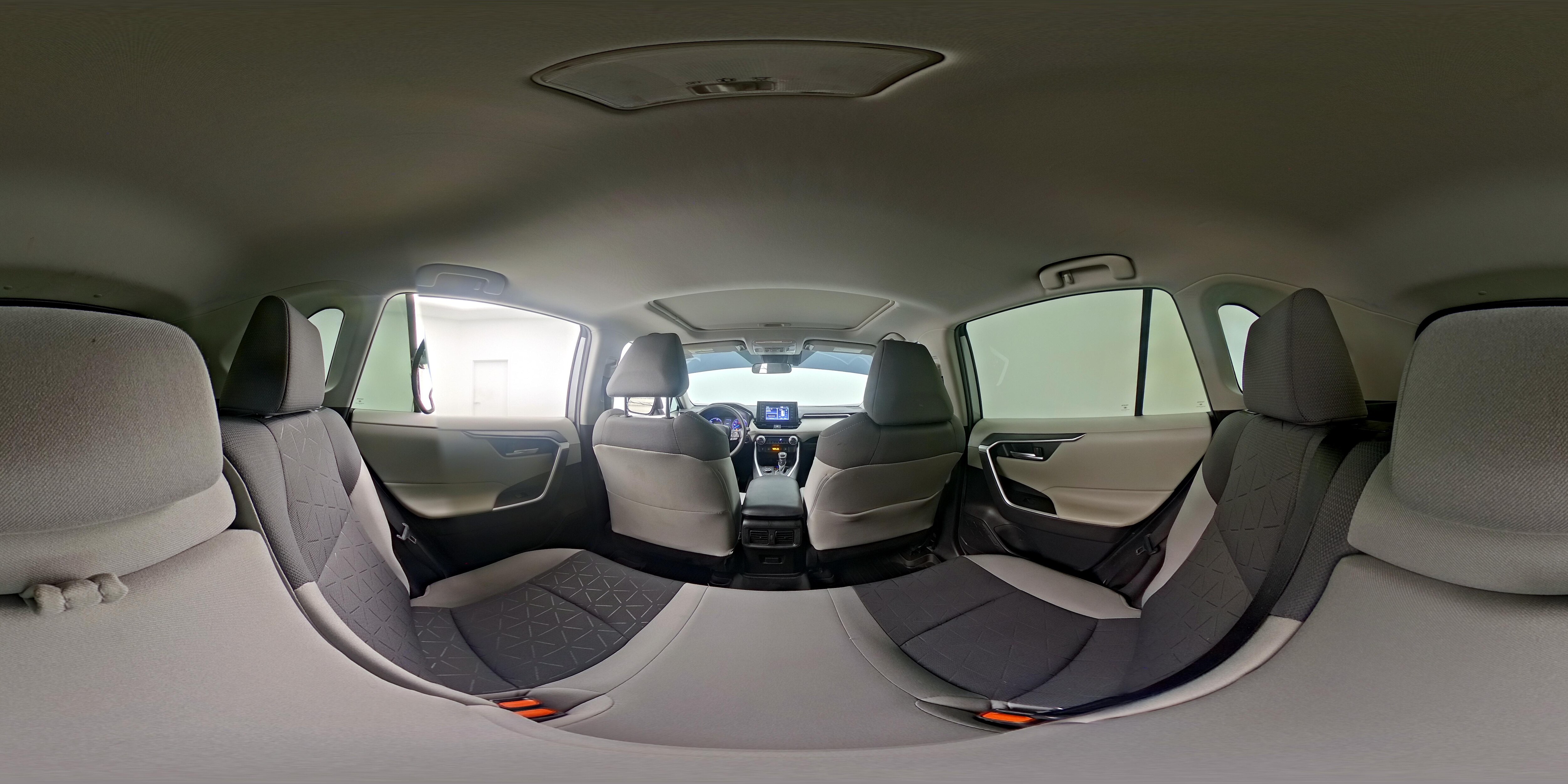 2019 Toyota RAV4 XLE - Photo 26