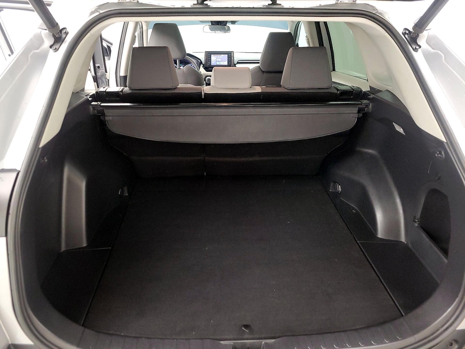 2019 Toyota RAV4 XLE - Photo 22