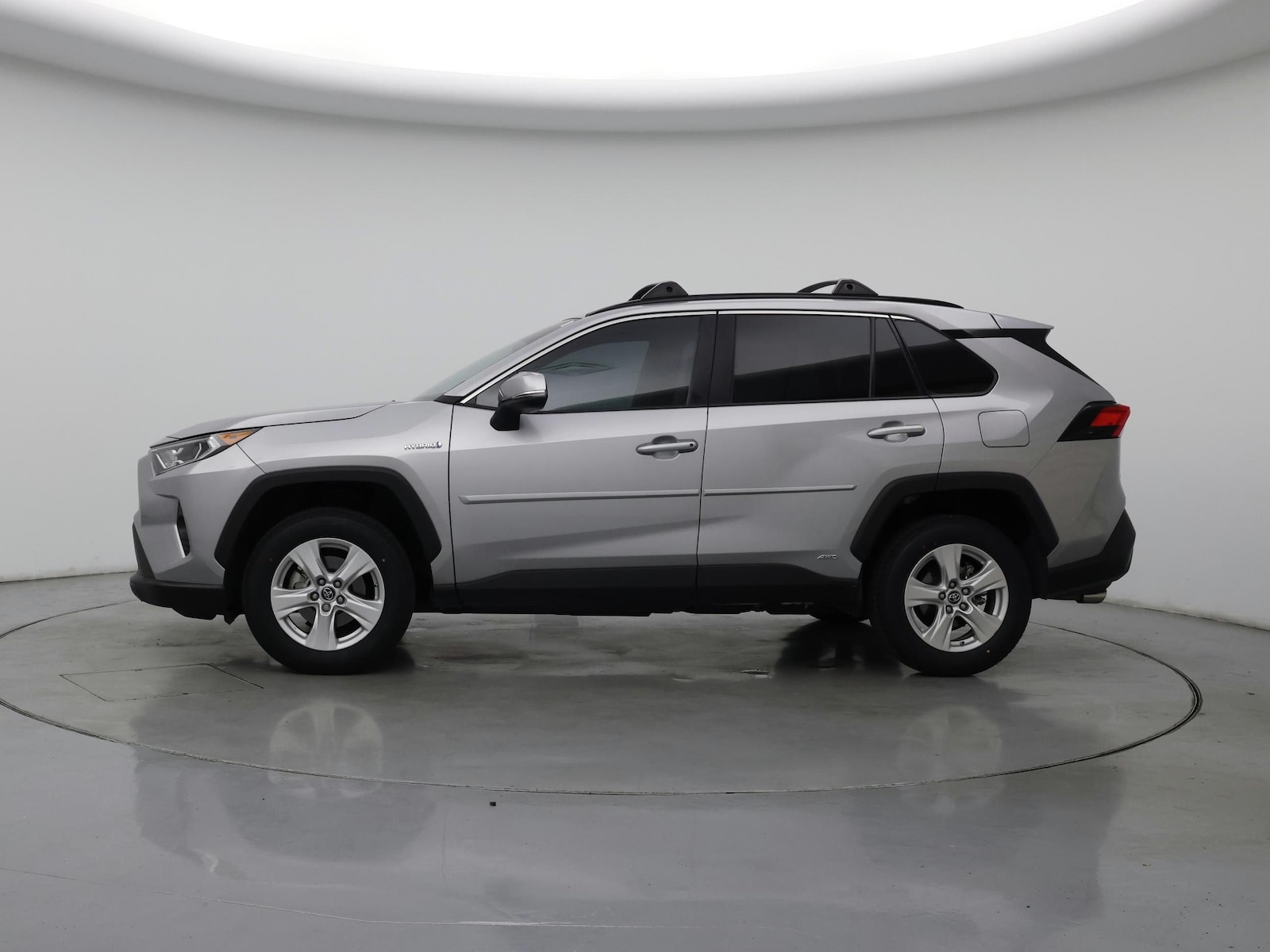 2019 Toyota RAV4 XLE - Photo 4
