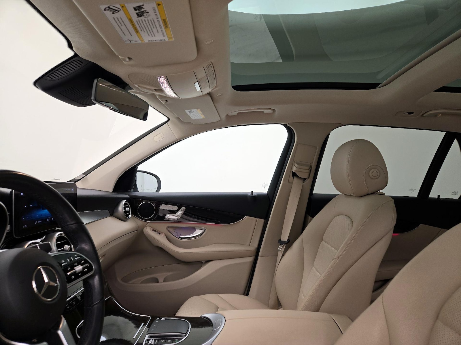 2022 Mercedes-Benz GLC GLC300 - Photo 20