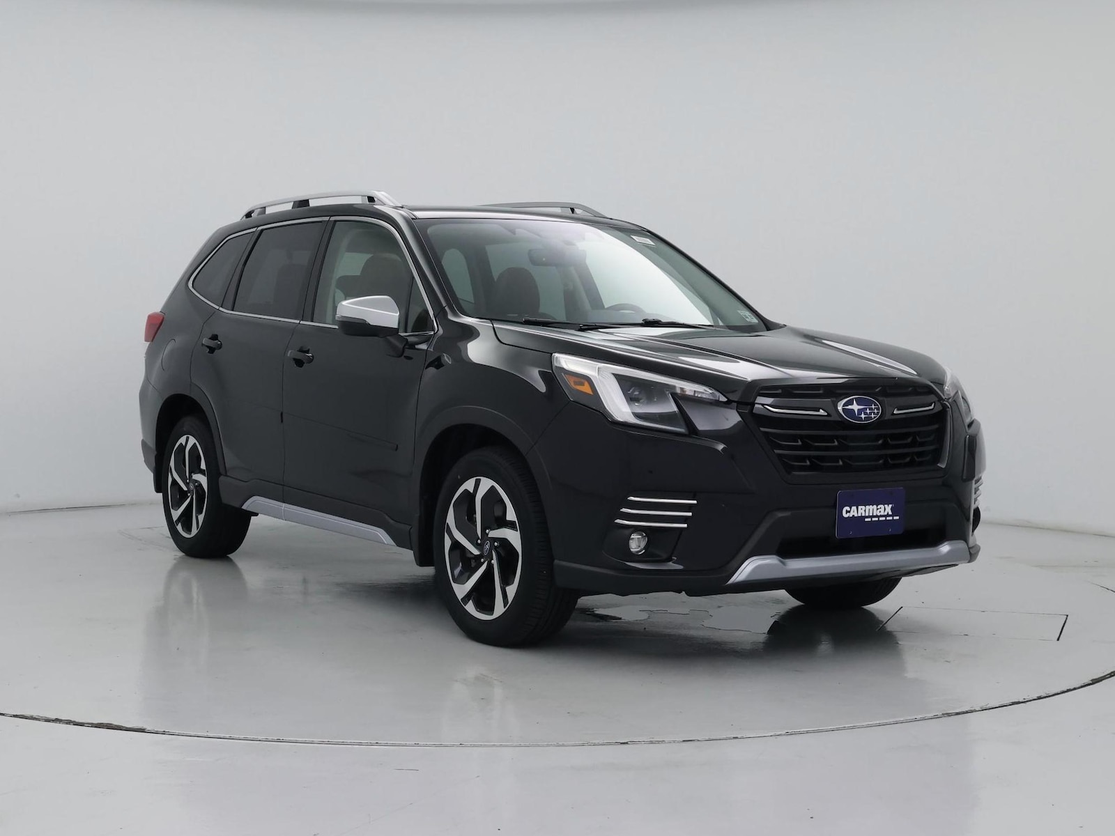 2022 Subaru Forester Touring - Photo 2