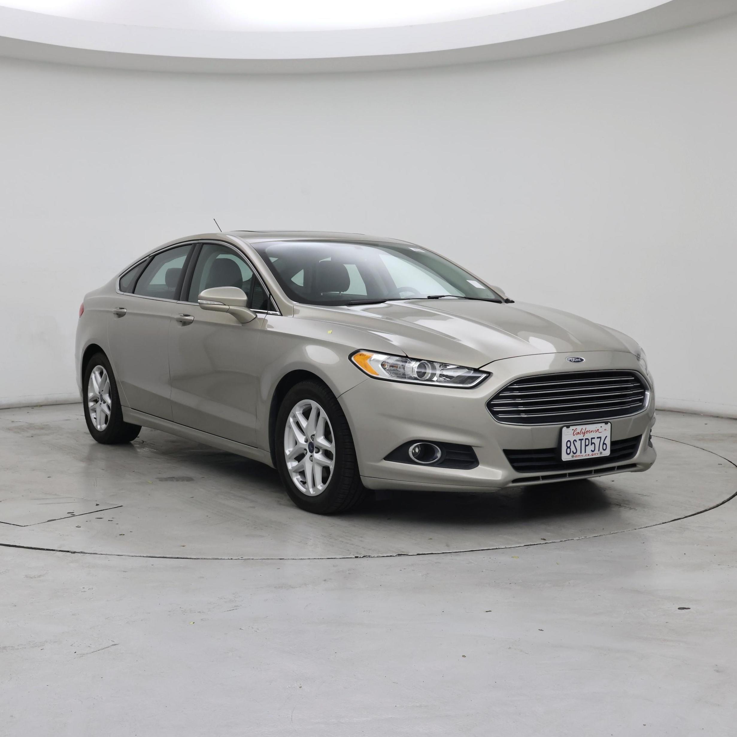 Brown (Tan) 2016 Ford Fusion Sedan Front-Wheel Drive Automatic