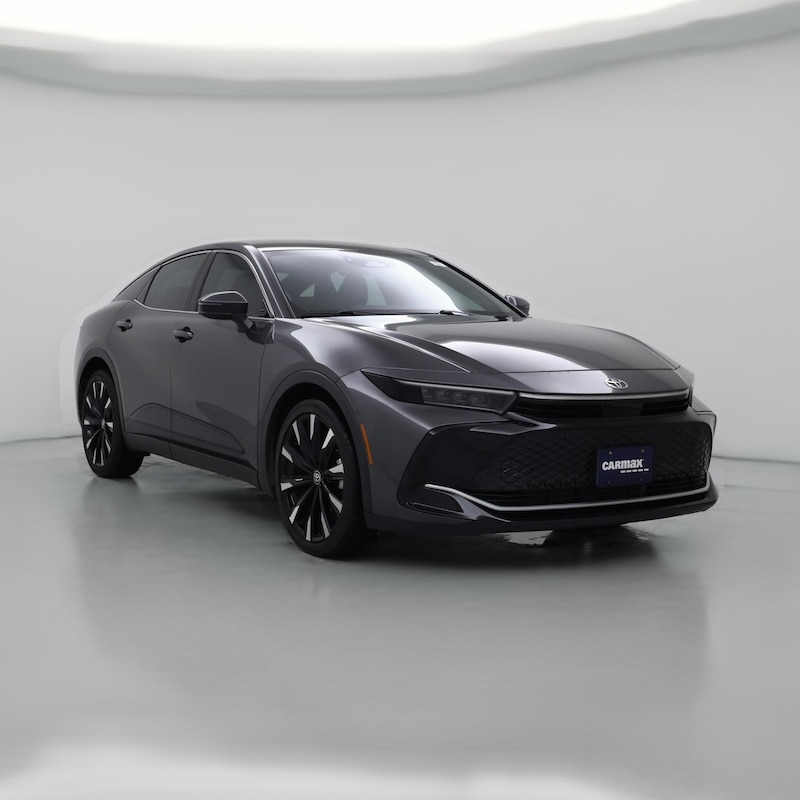 2023 Toyota Crown Platinum