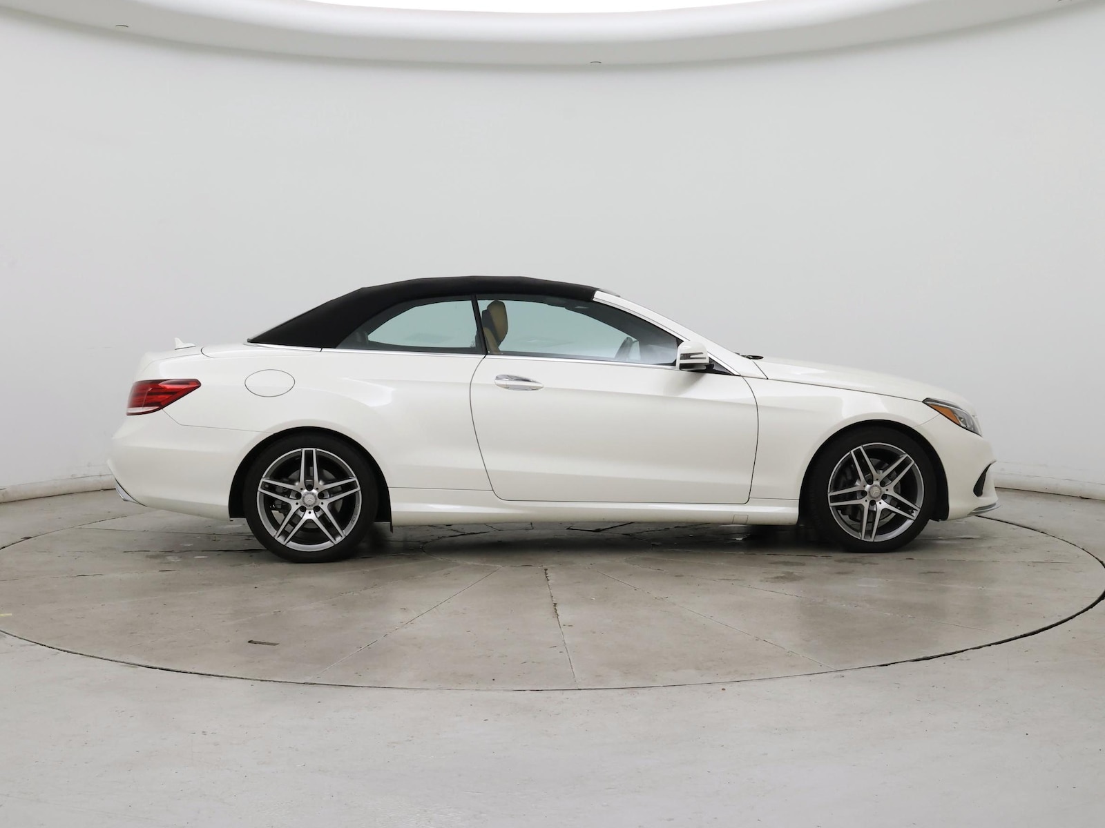2016 Mercedes-Benz E-Class E400 - Photo 8