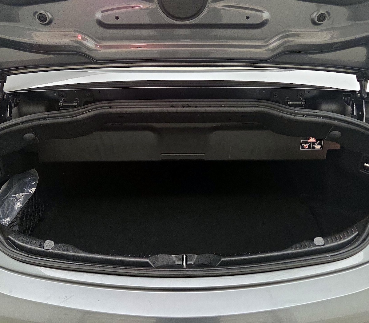 Trunk/Cargo (Seats Up)