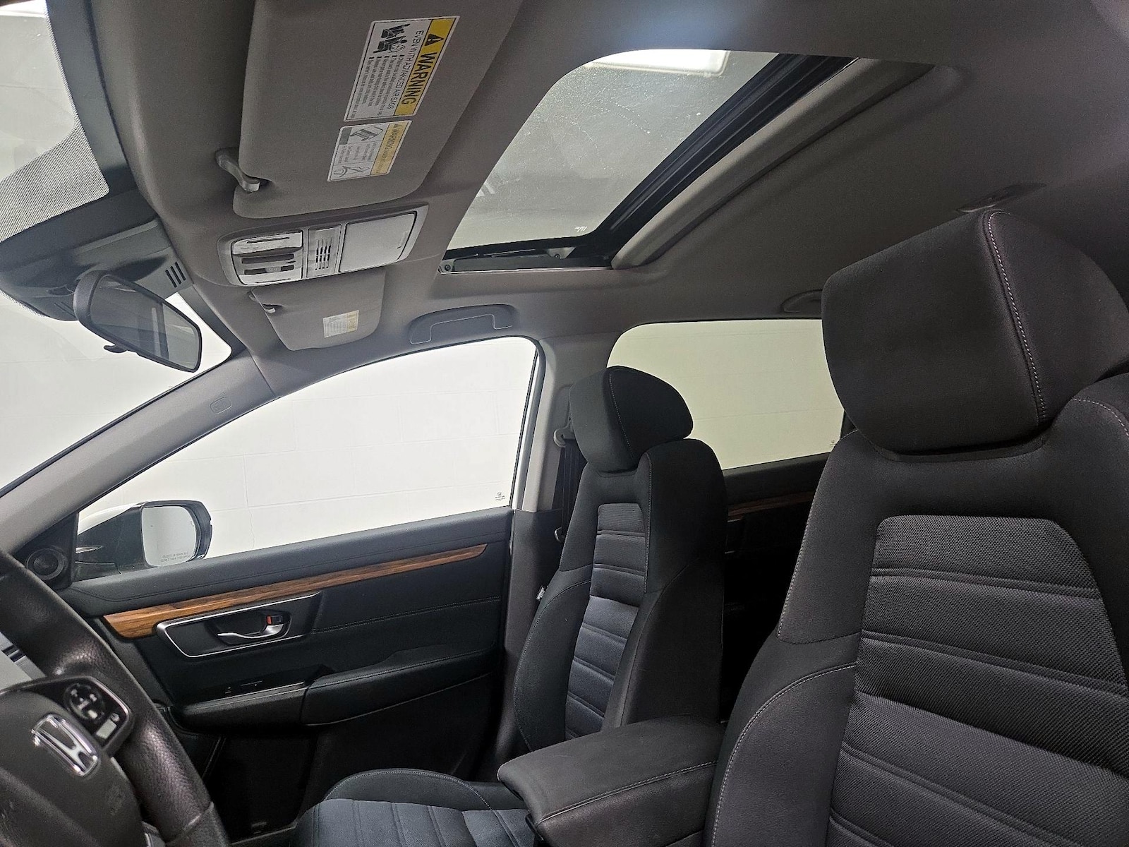 Sunroof(s) & Overhead Airbags