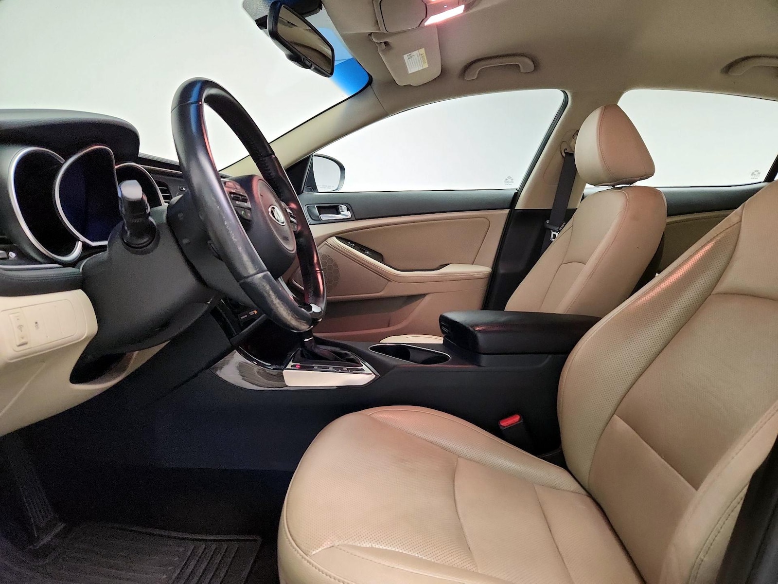 Power Seat(s) & Leather Seats