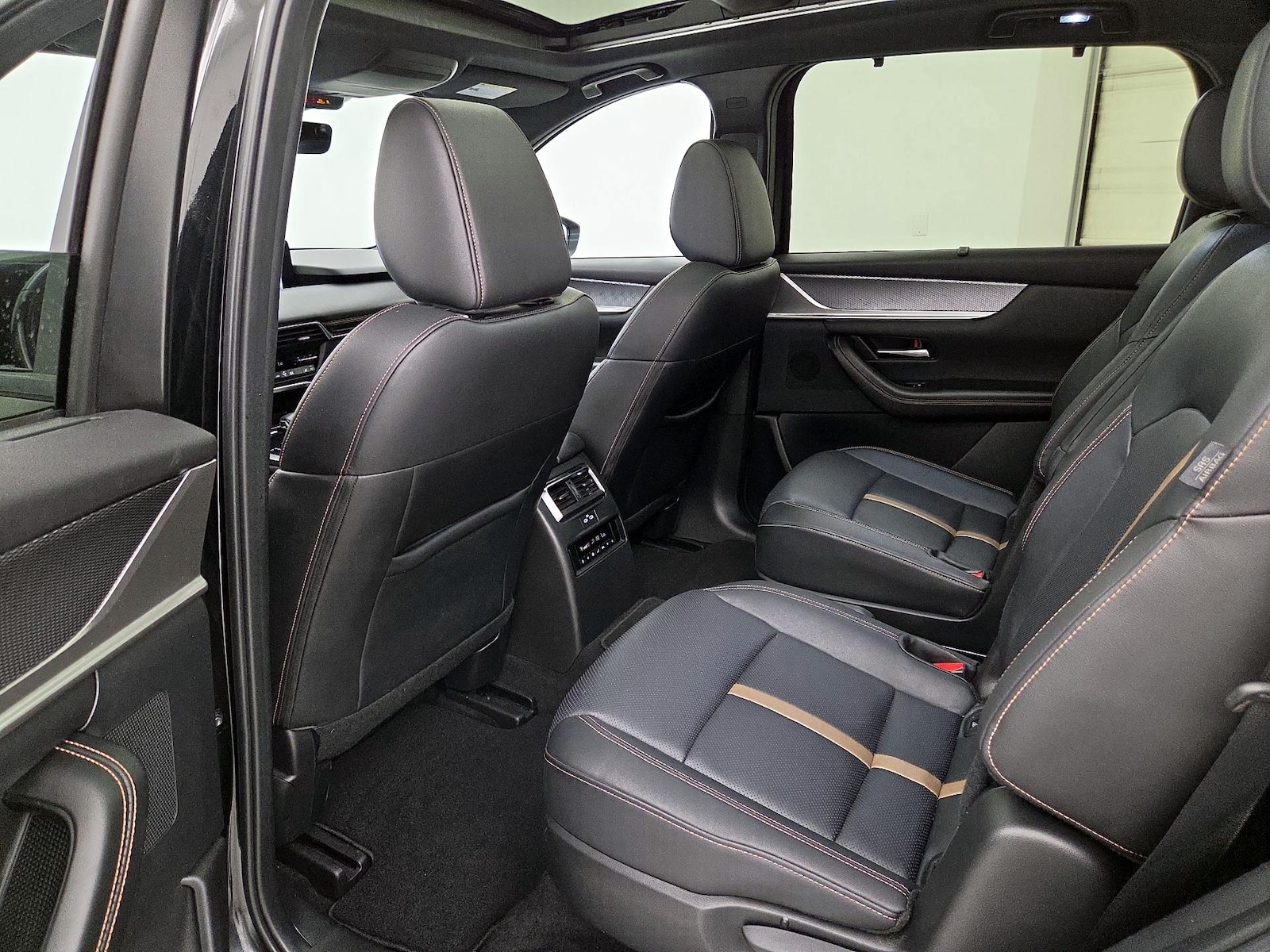 Rear Air Conditioning