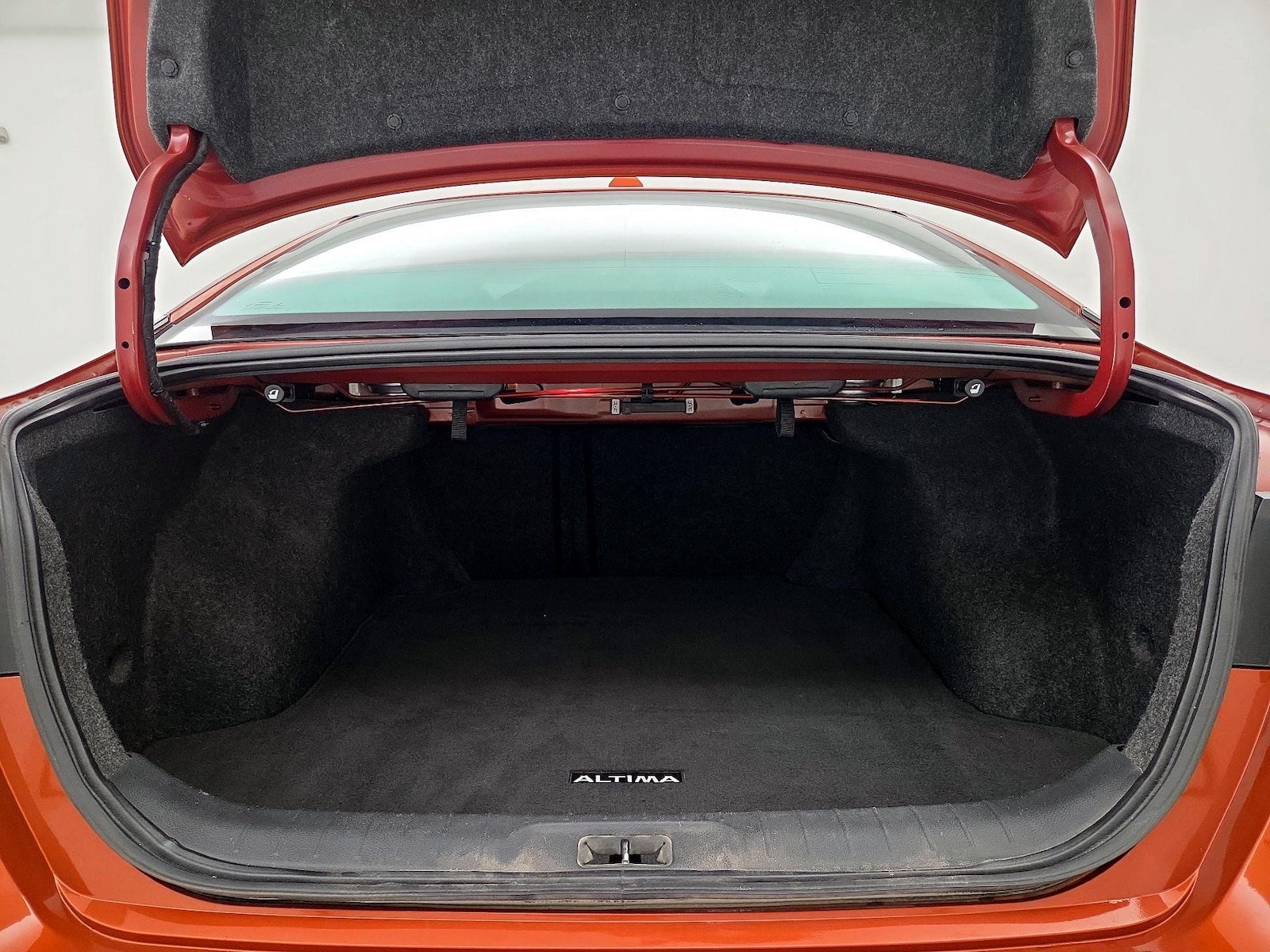 2021 Nissan Altima SR - Photo 21