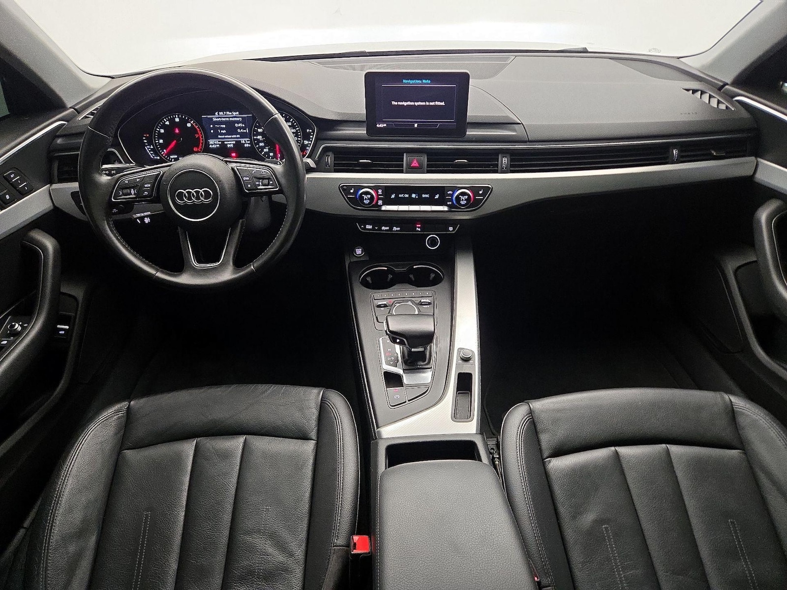 2017 Audi A4 Premium - Photo 10