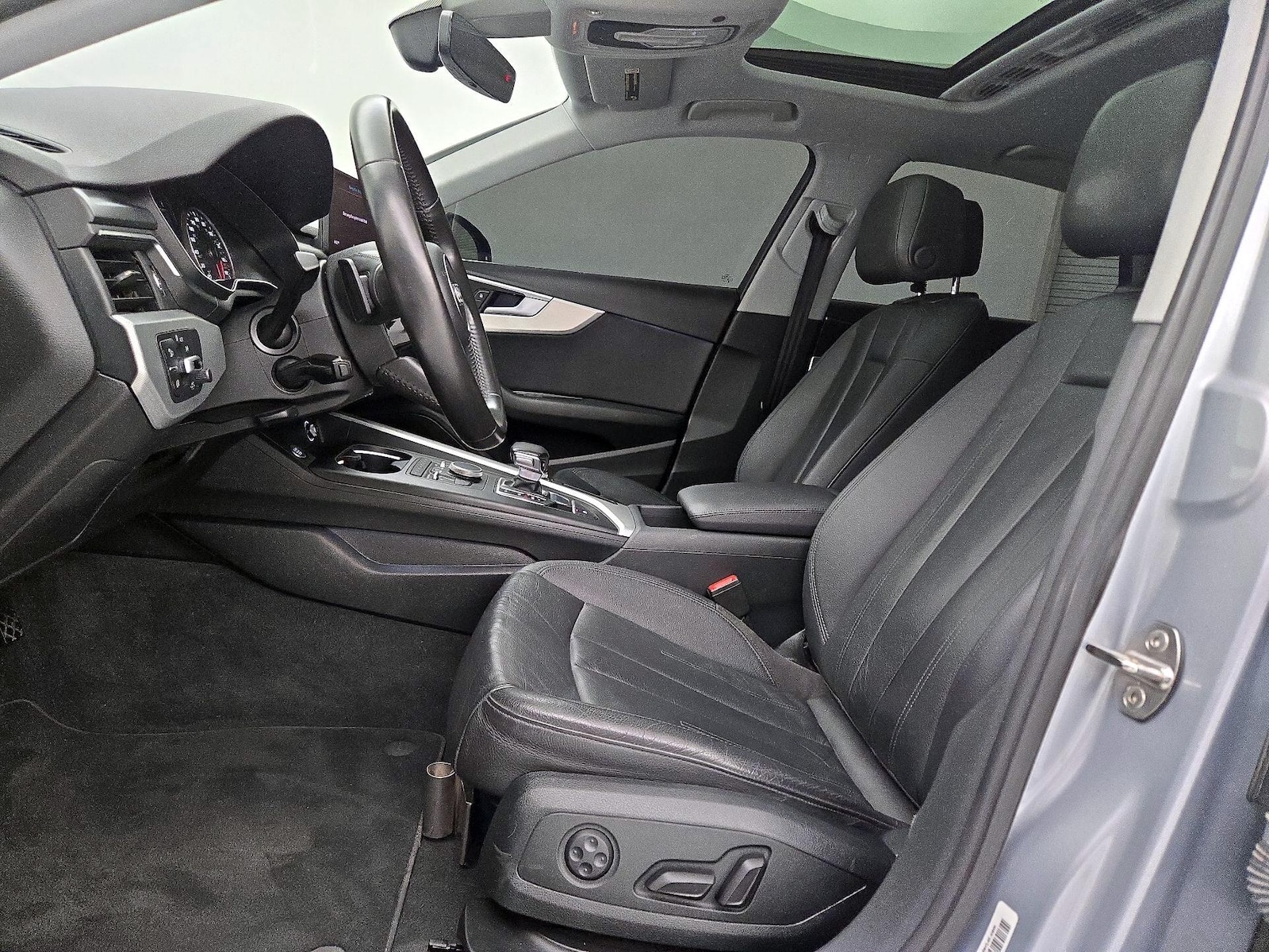 2017 Audi A4 Premium - Photo 12