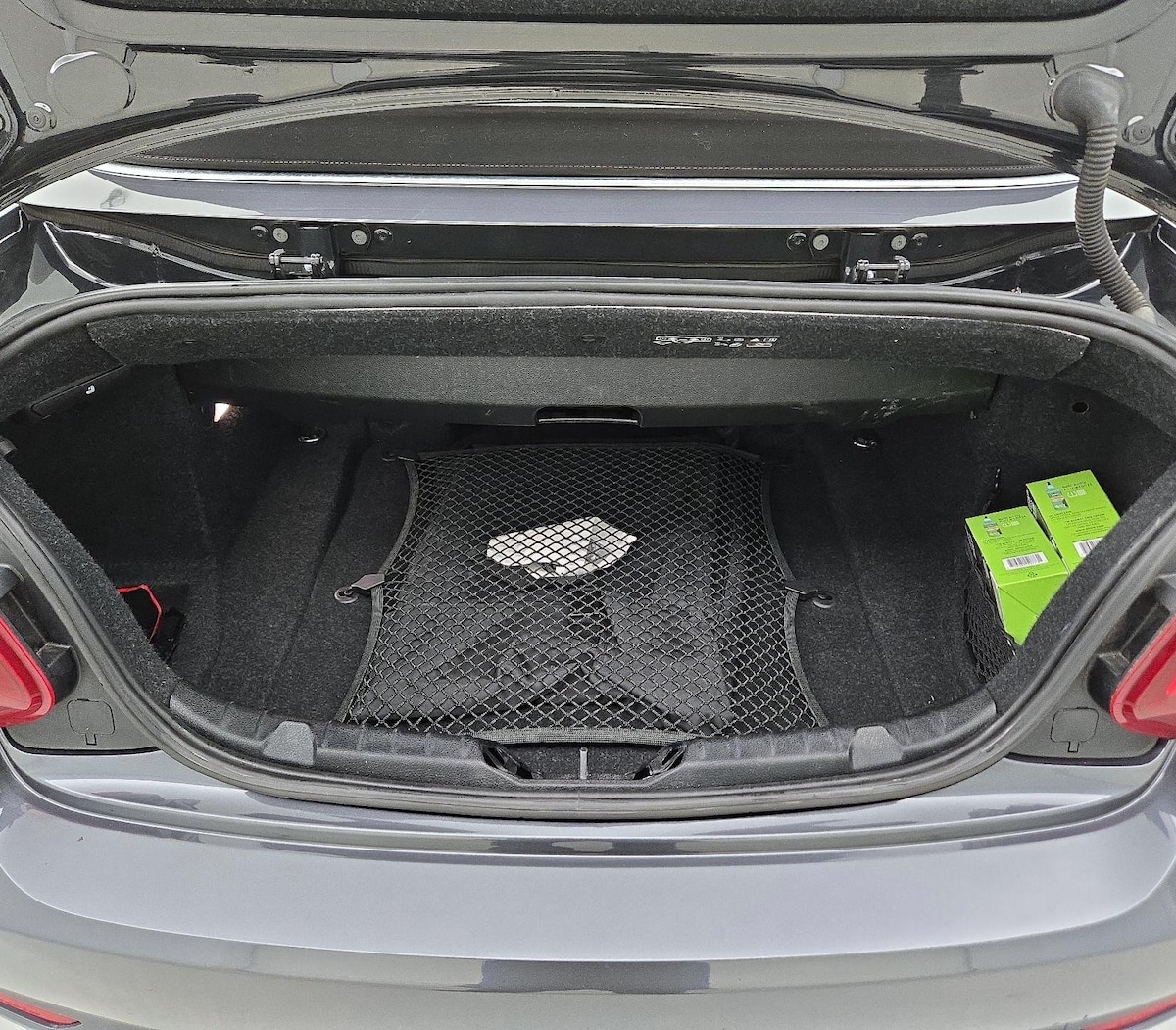 Trunk/Cargo (Seats Up)