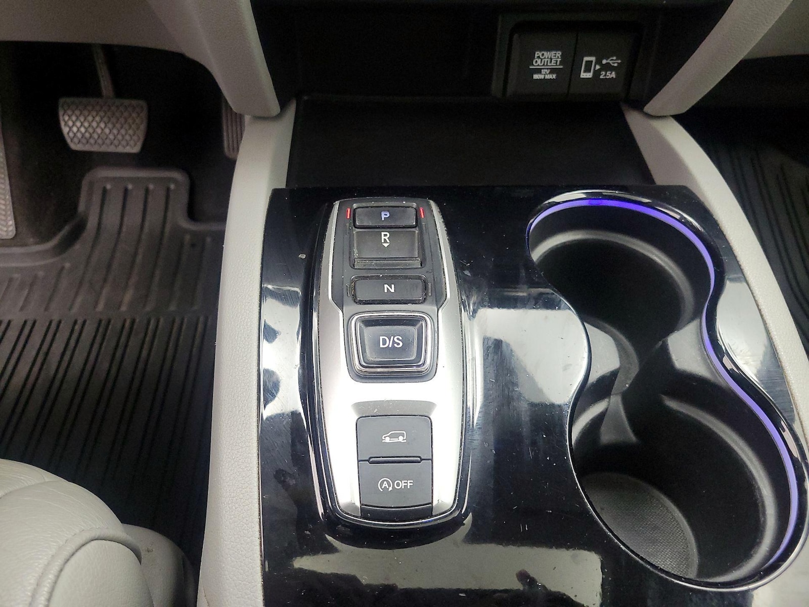 2019 Honda Pilot Touring - Photo 19