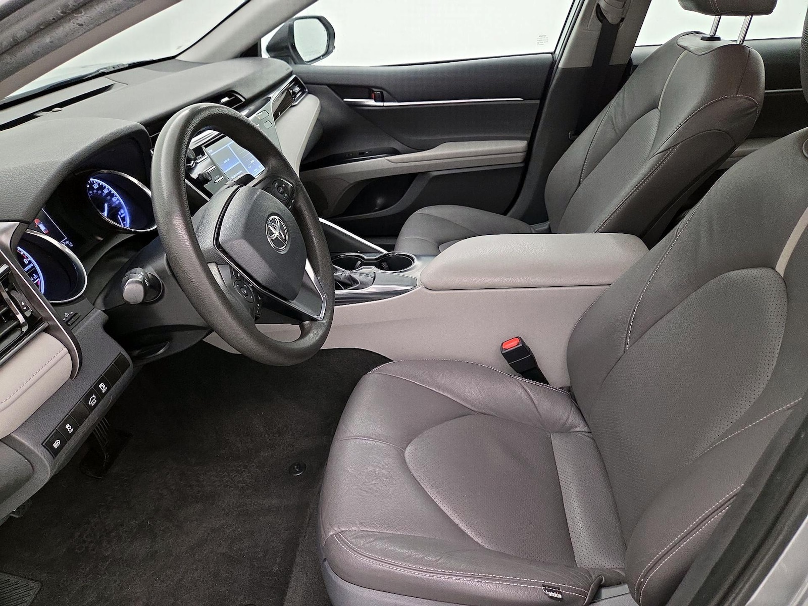 Power Seat(s) & Side Airbags