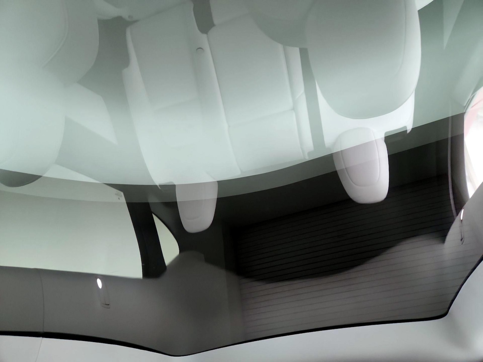 Skylight(s) & Overhead Airbags