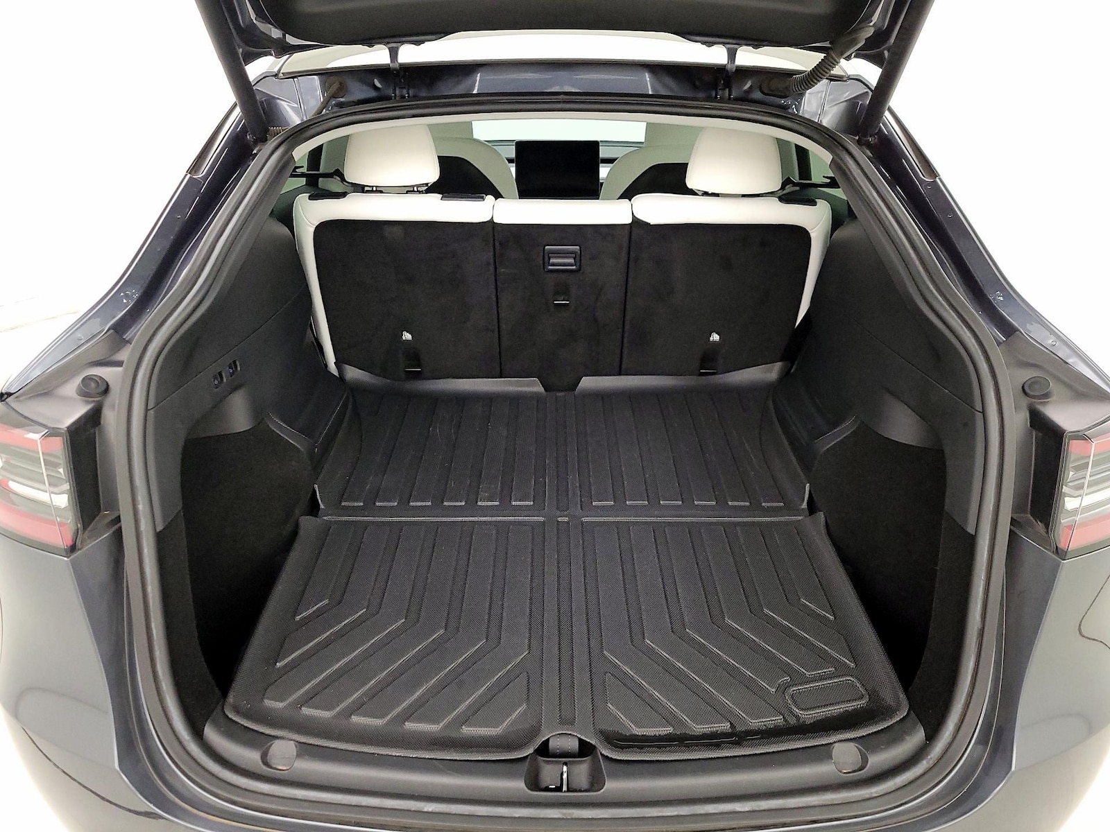2023 Tesla Model Y Long Range - Photo 22
