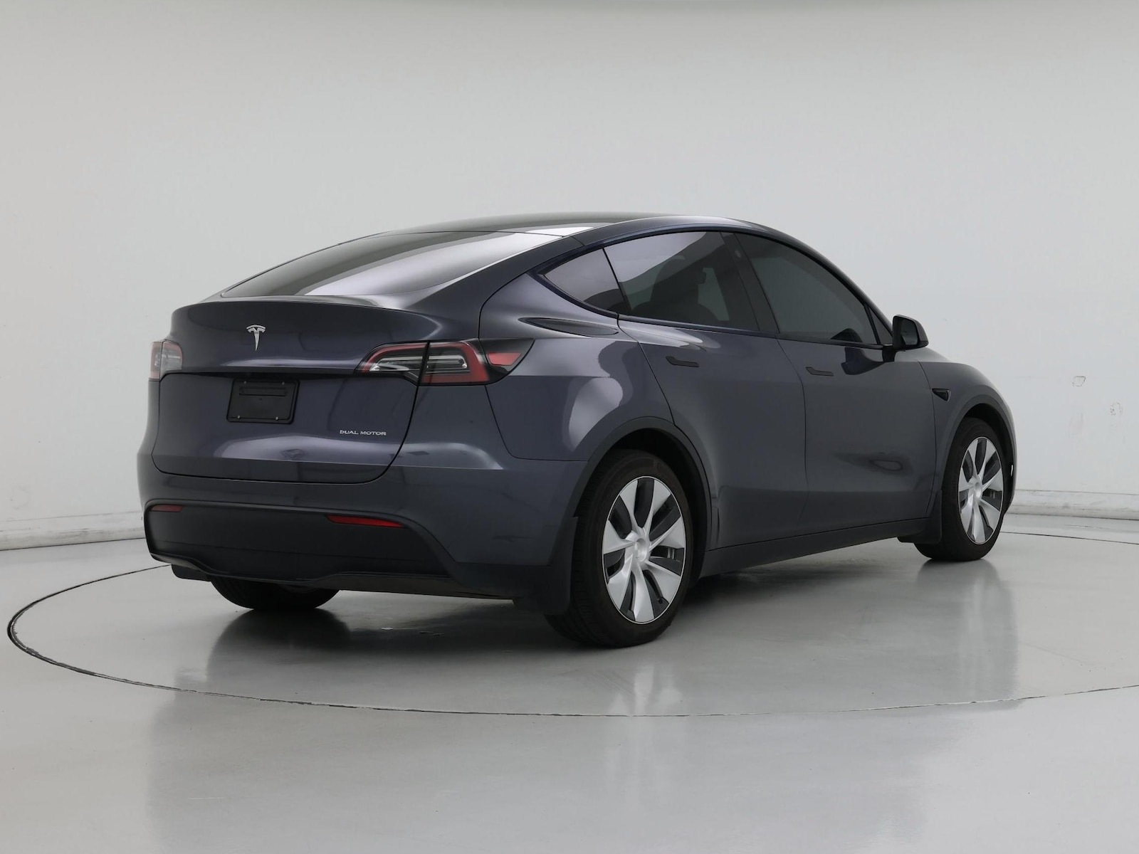 2023 Tesla Model Y Long Range - Photo 9