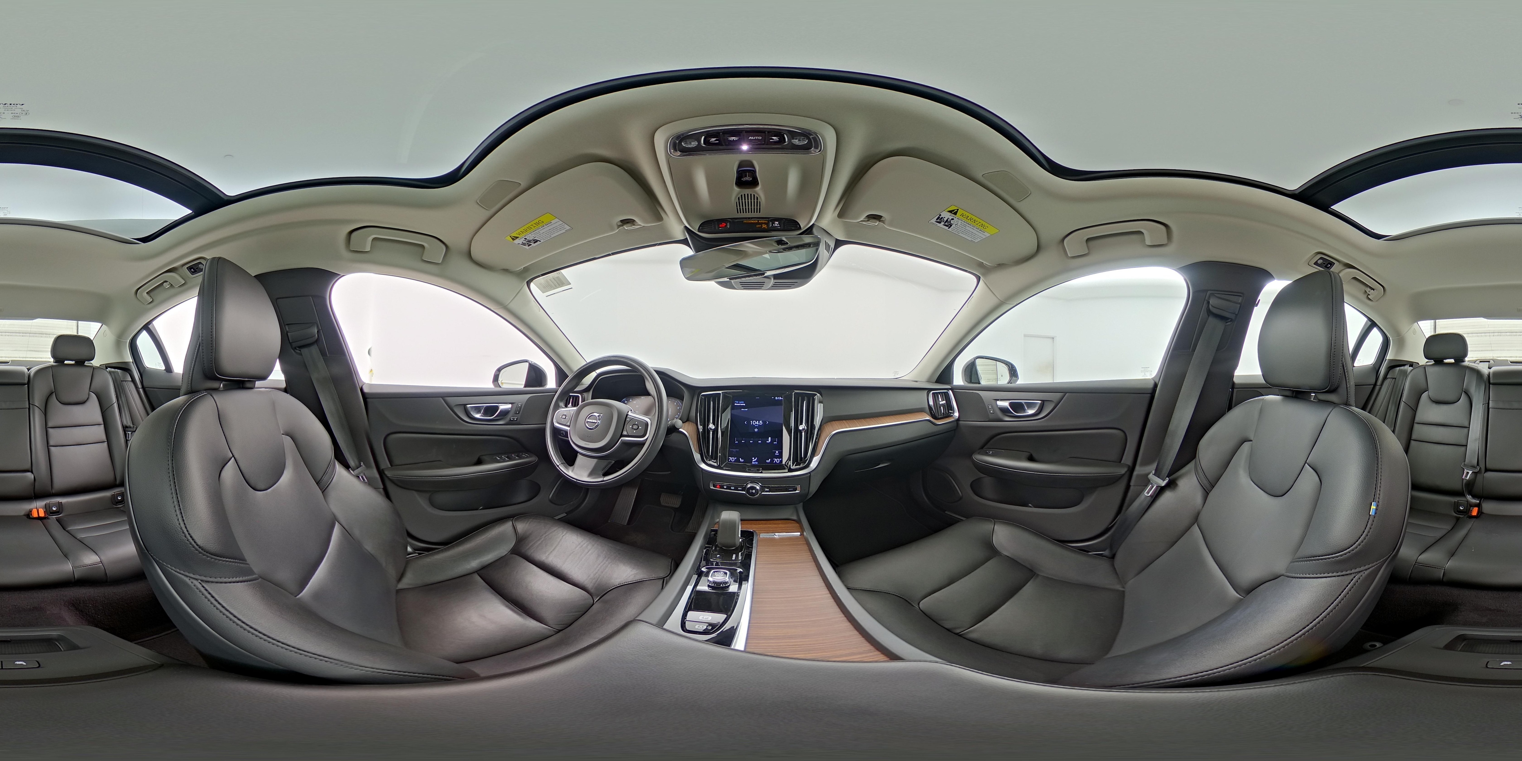 2022 Volvo S60 Momentum - Photo 26