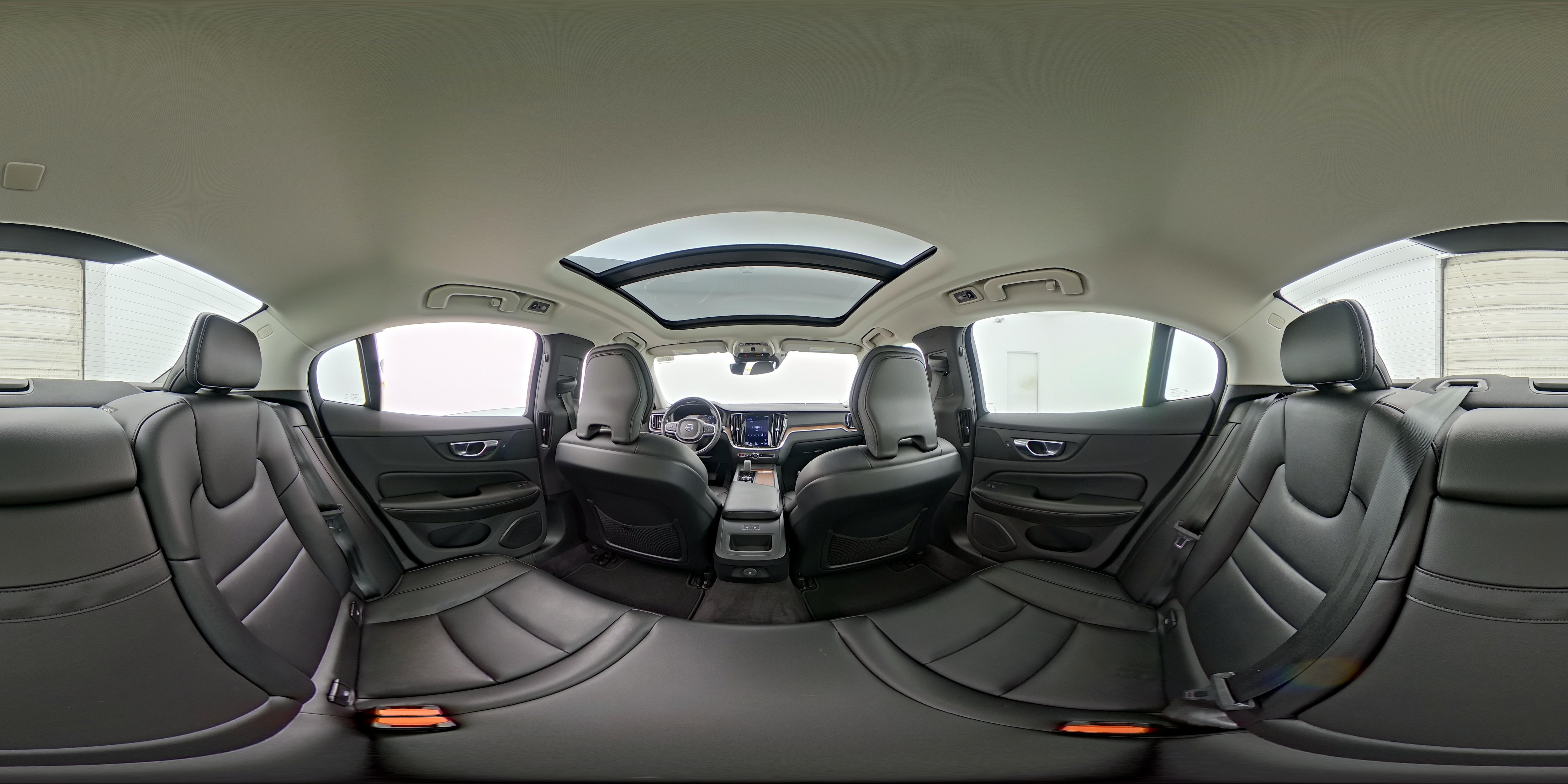2022 Volvo S60 Momentum - Photo 27