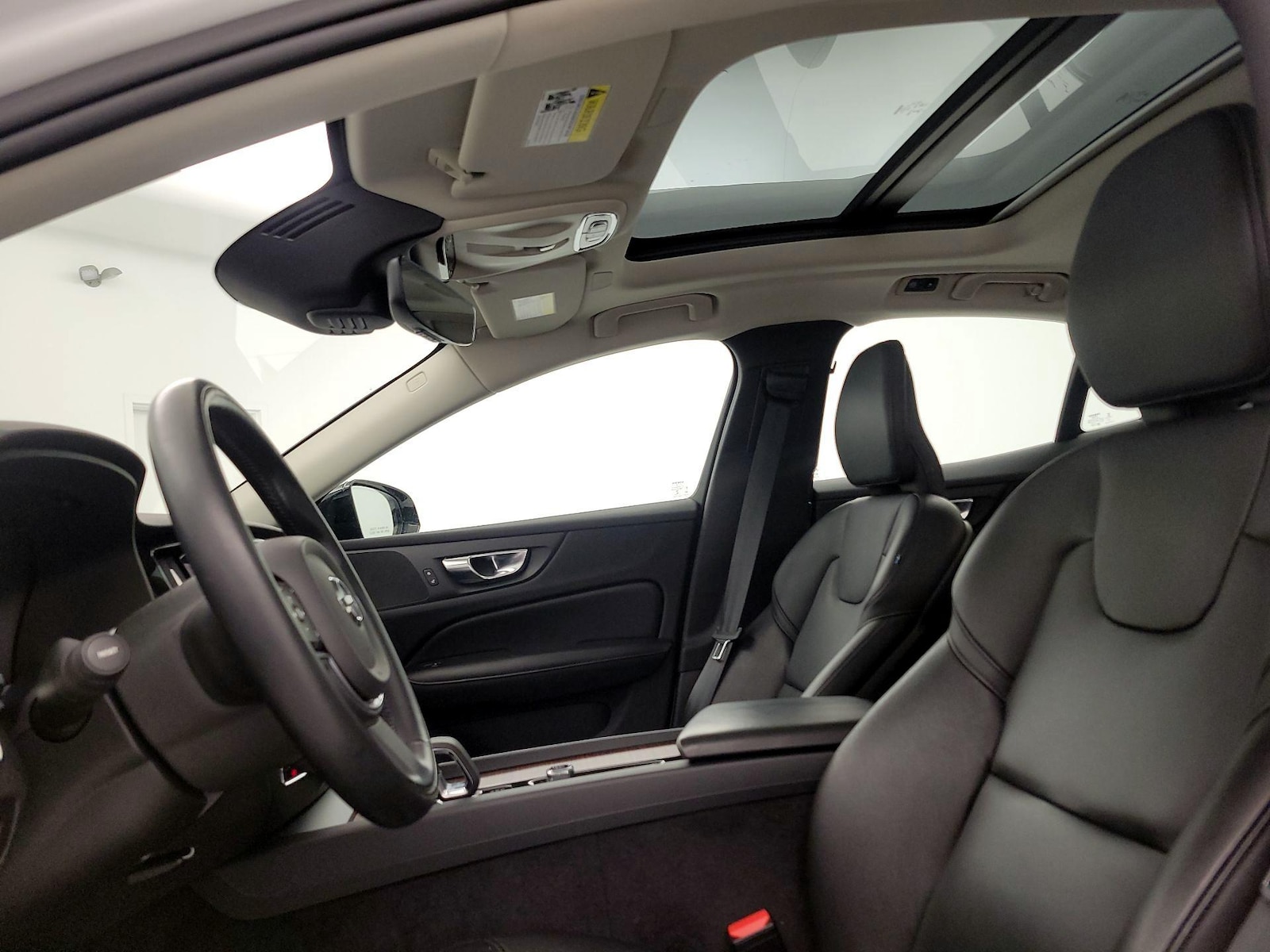 2022 Volvo S60 Momentum - Photo 21