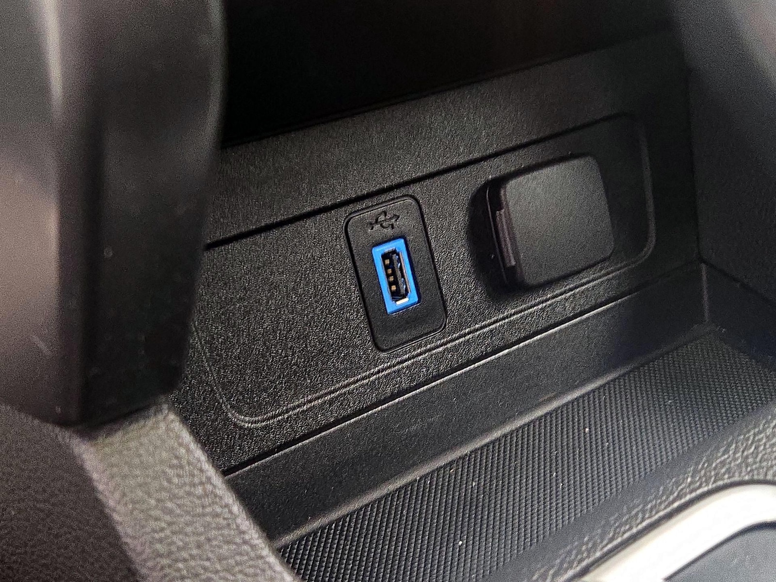 2018 Ford Escape SE - Photo 19