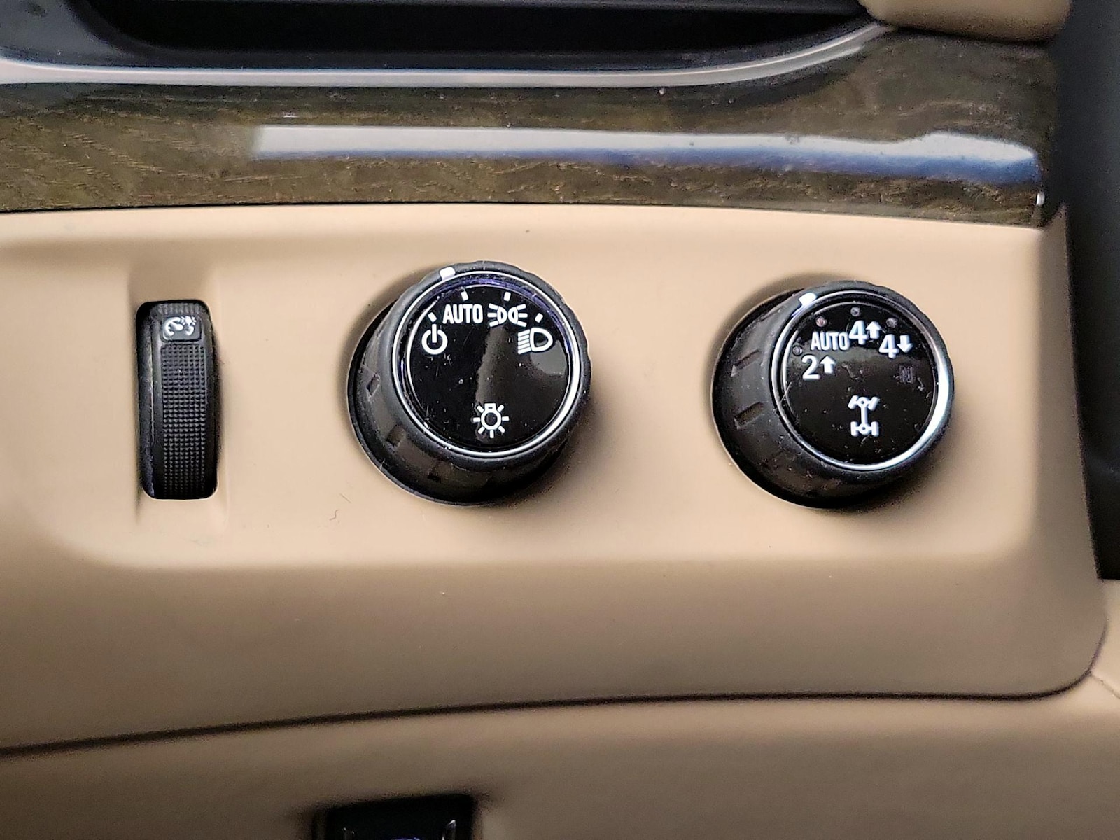 2019 Cadillac Escalade Platinum - Photo 14