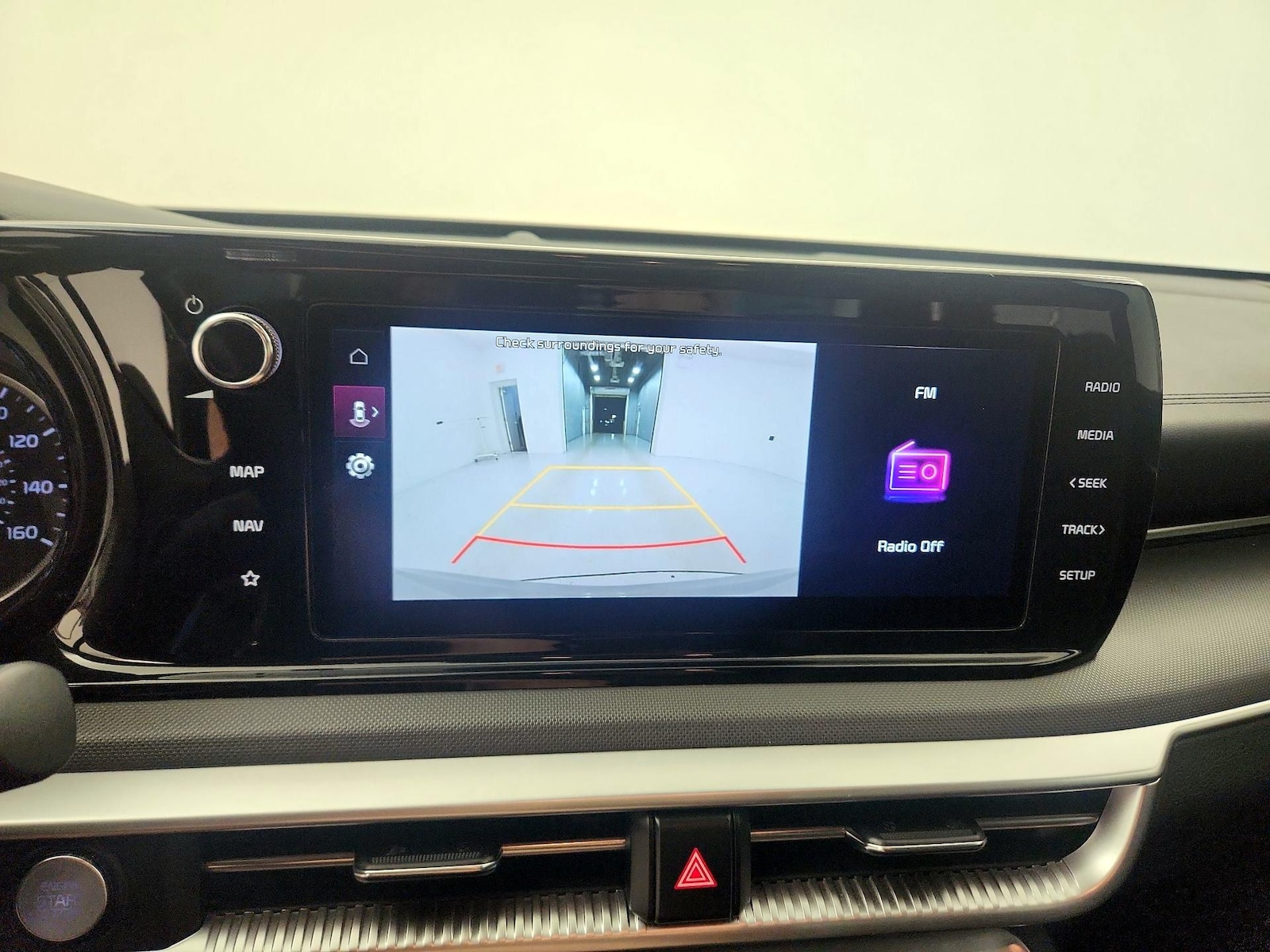 2024 Kia K5 GT-Line - Photo 15