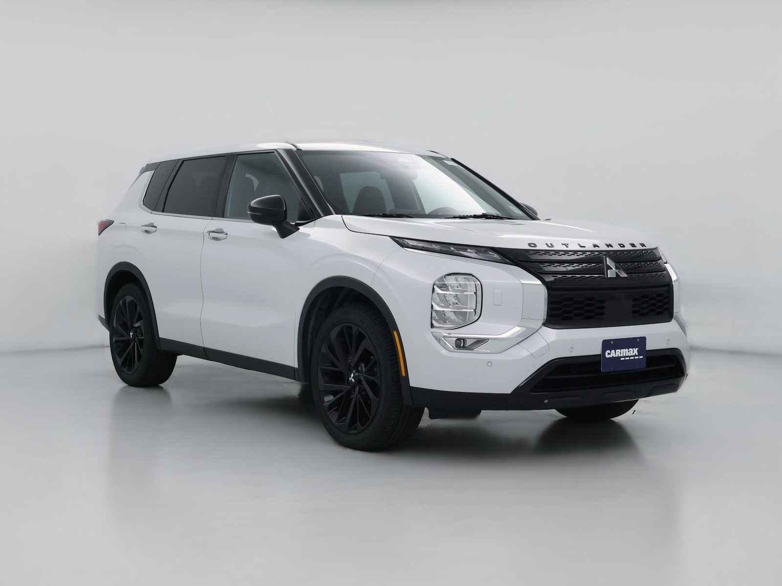 2022 Mitsubishi Outlander Black Edition