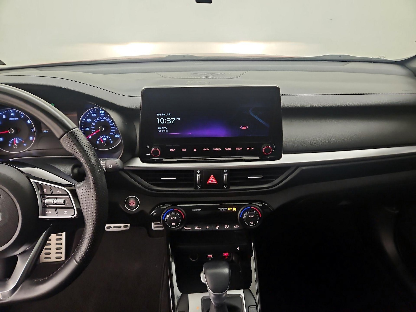 2023 Kia Forte GT-Line - Photo 10