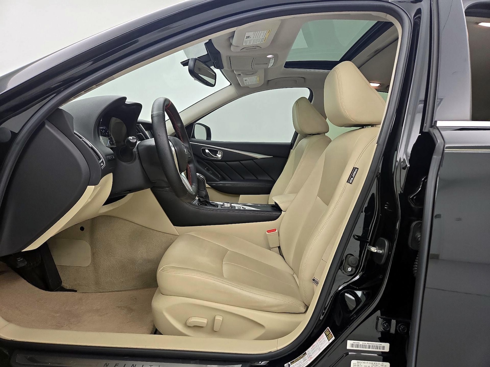 Power Seat(s) & Side Airbags
