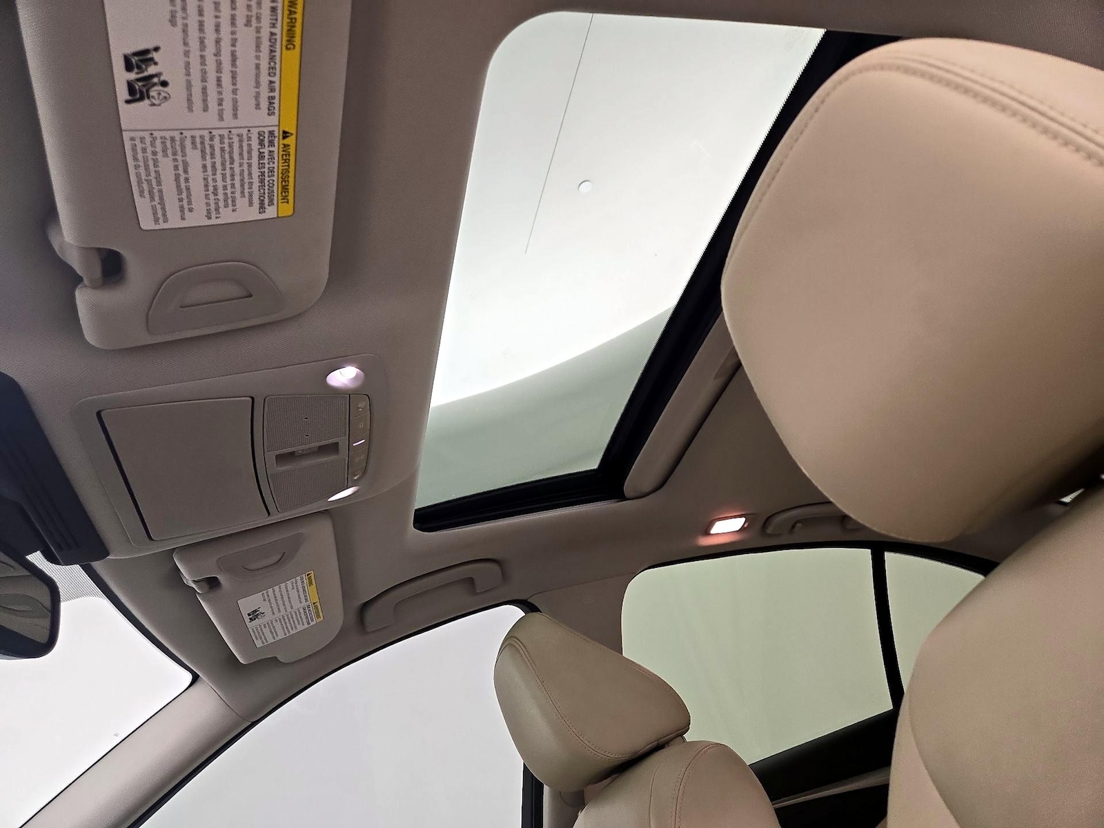 Sunroof(s) & Overhead Airbags
